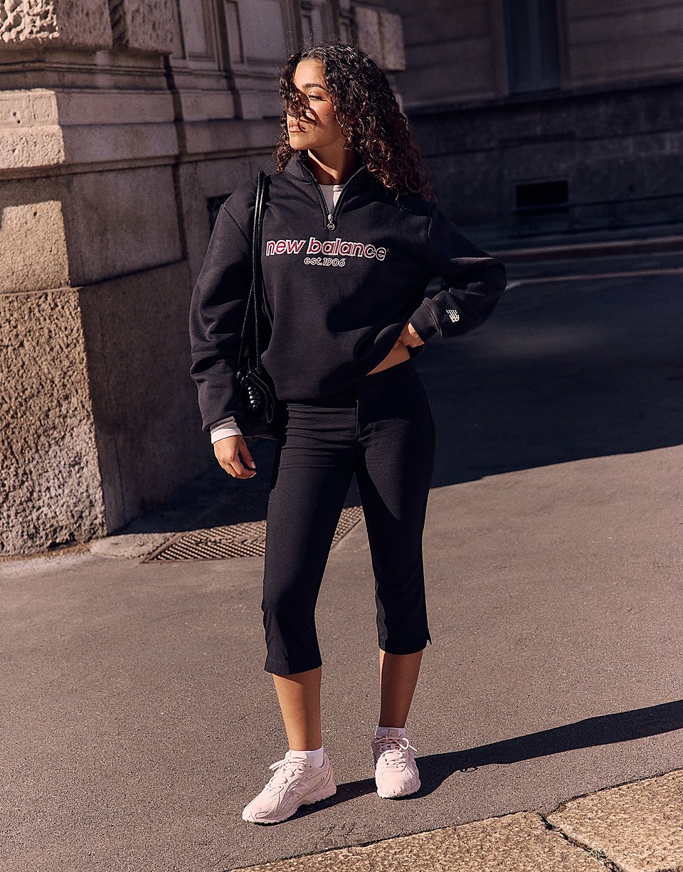 Collegiate Cropped 1/4 Zip Sweatshirt