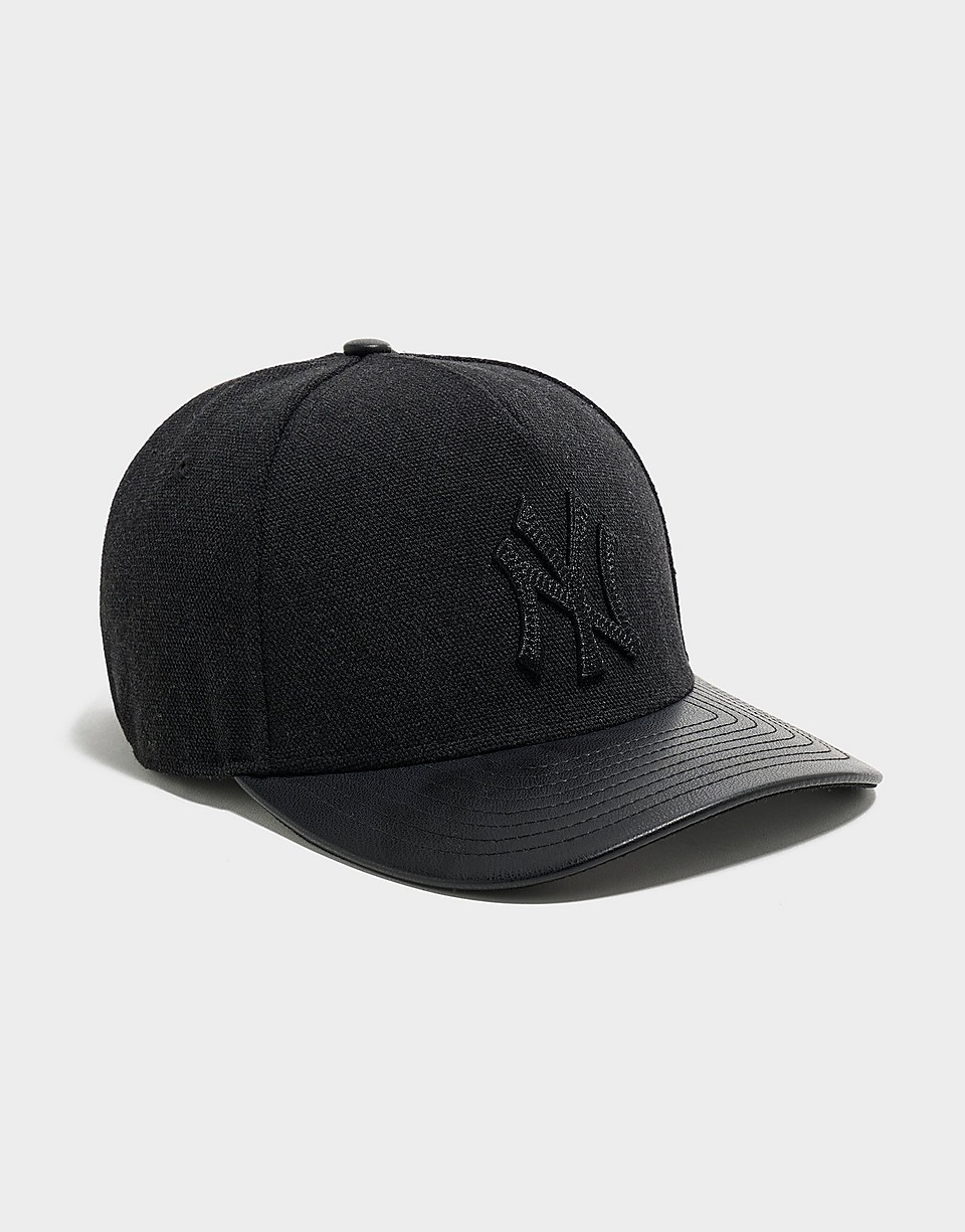 MLB 9FORTY New York Yankees M-Crown Cap