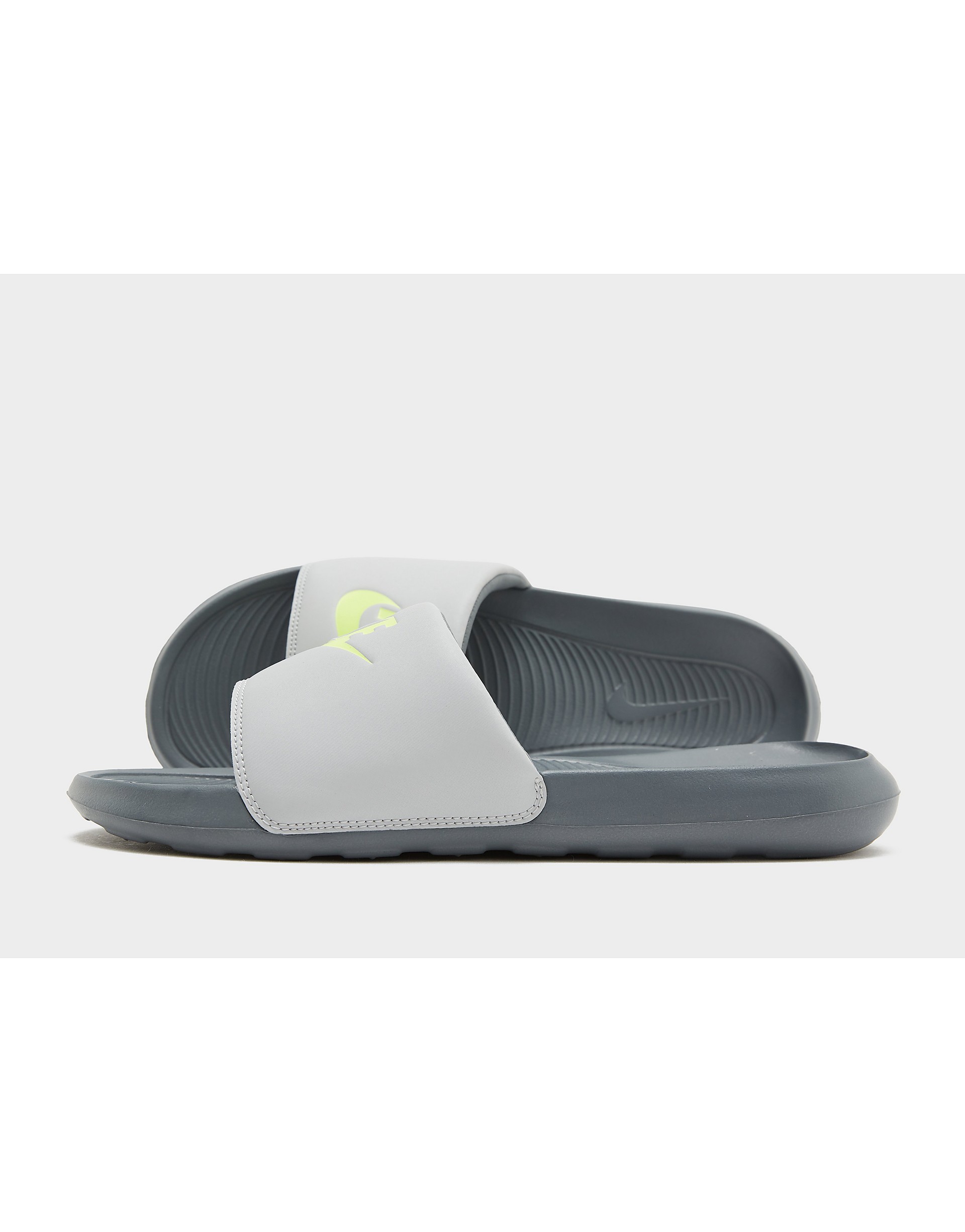 NIKE Victori Tofflor Herr