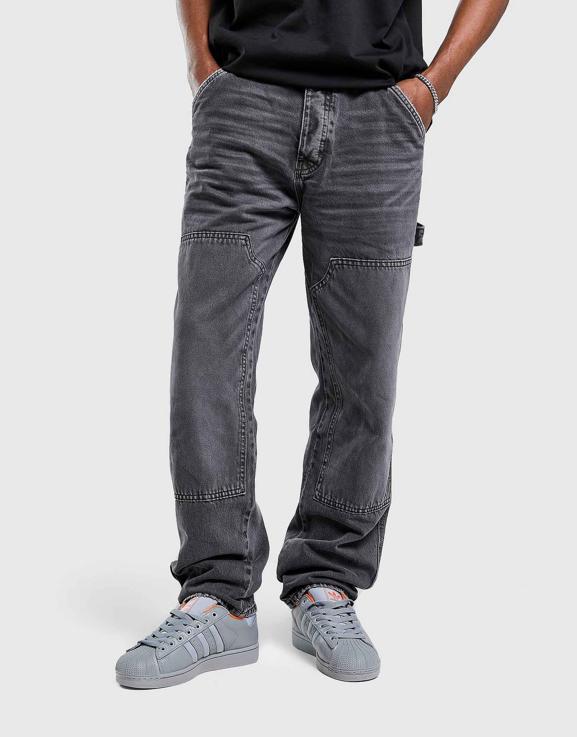 Unlike Humans Arther Jeans herr
