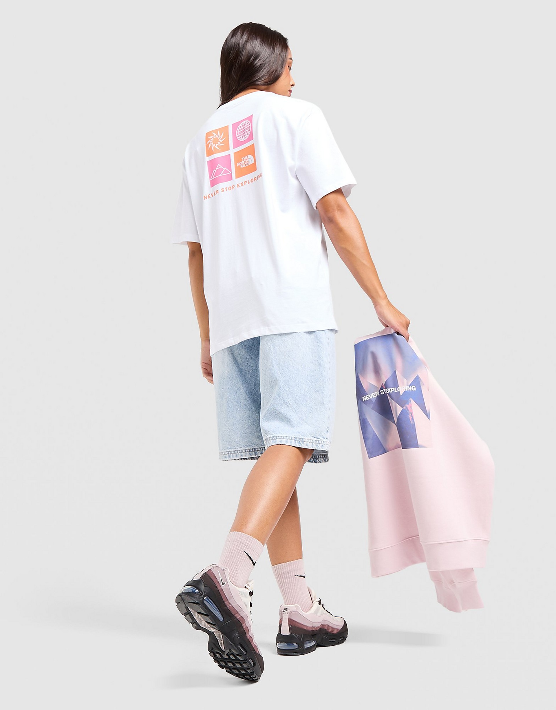 THE NORTH FACE Multi Box Logo Boyfriend T-Shirt dam