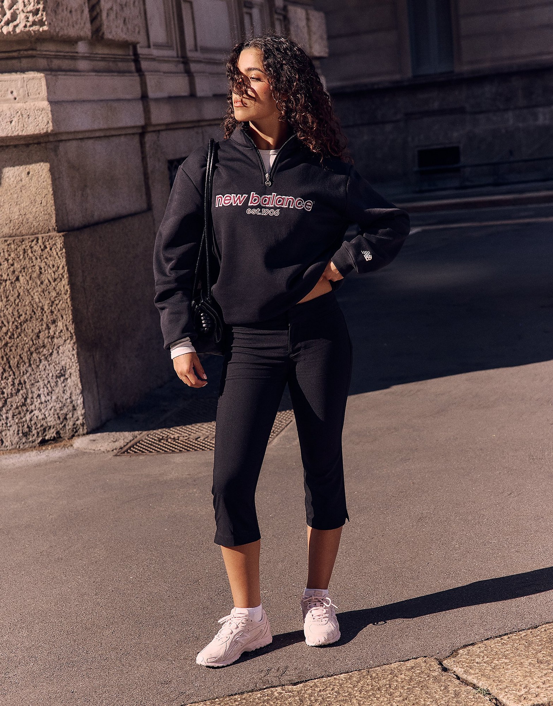 New Balance Collegiate Cropped 1/4 Zip Sweatshirt dam
