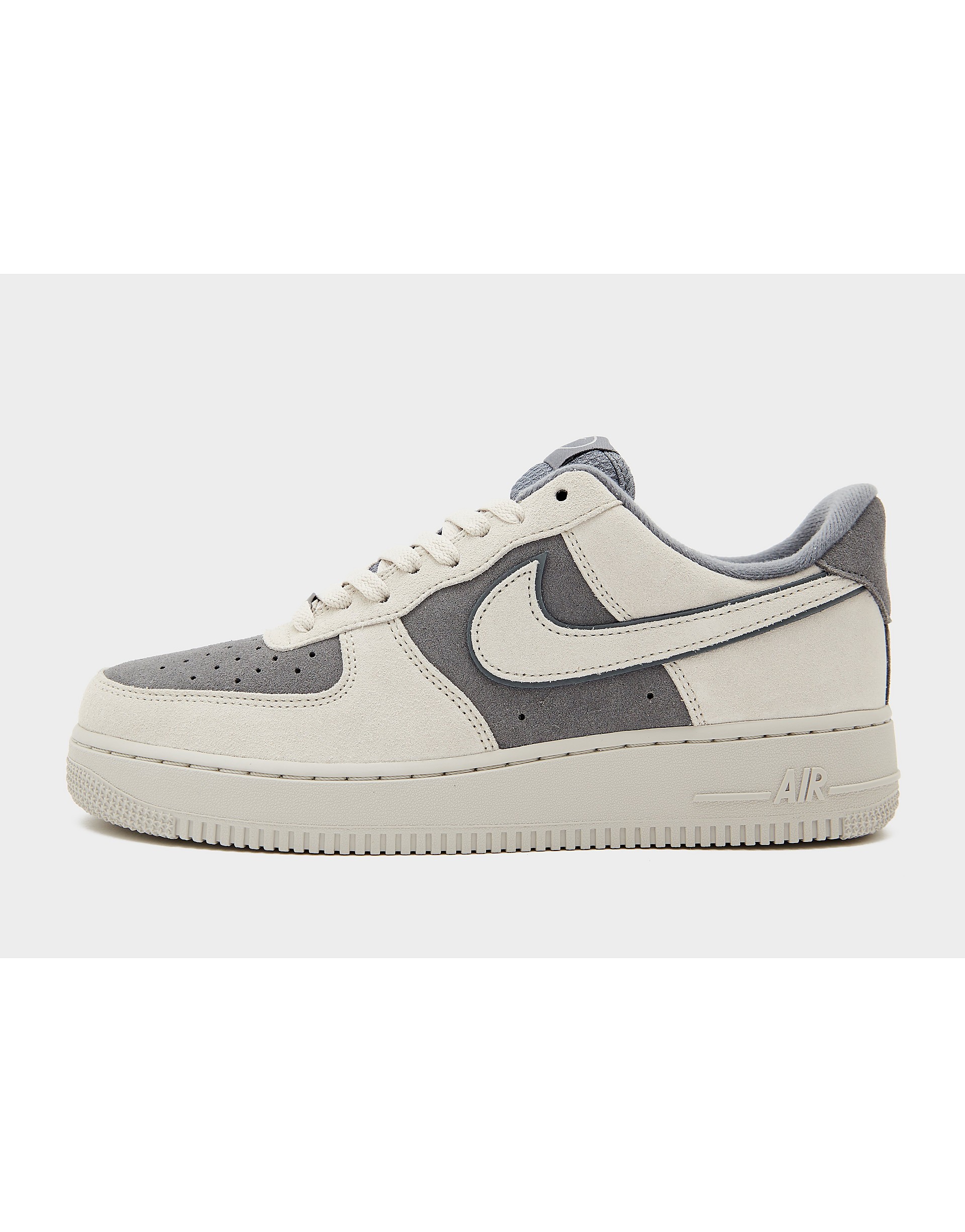 NIKE Air Force 1 '07 LV8 sneakers herr