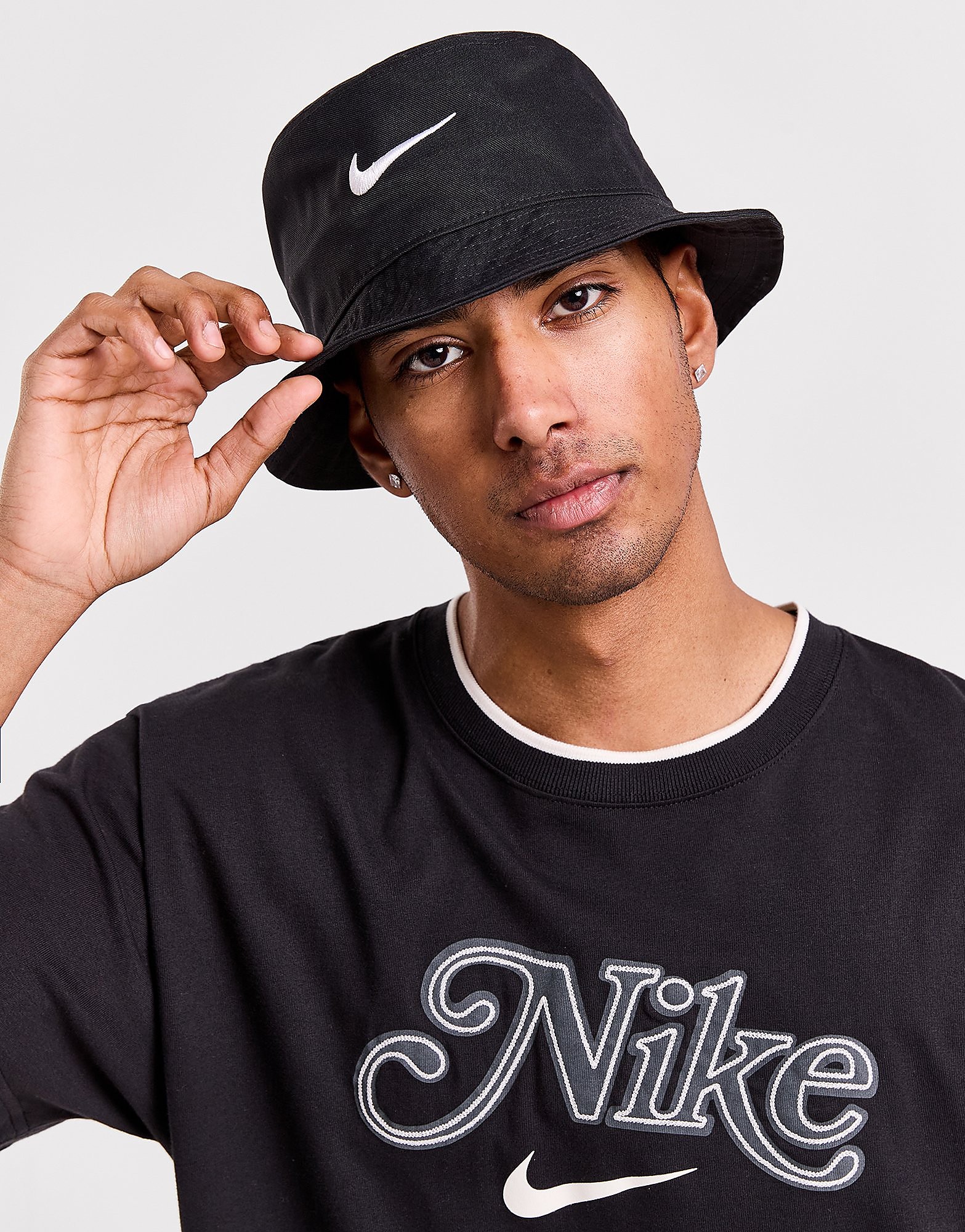 Nike Bob Apex Swoosh