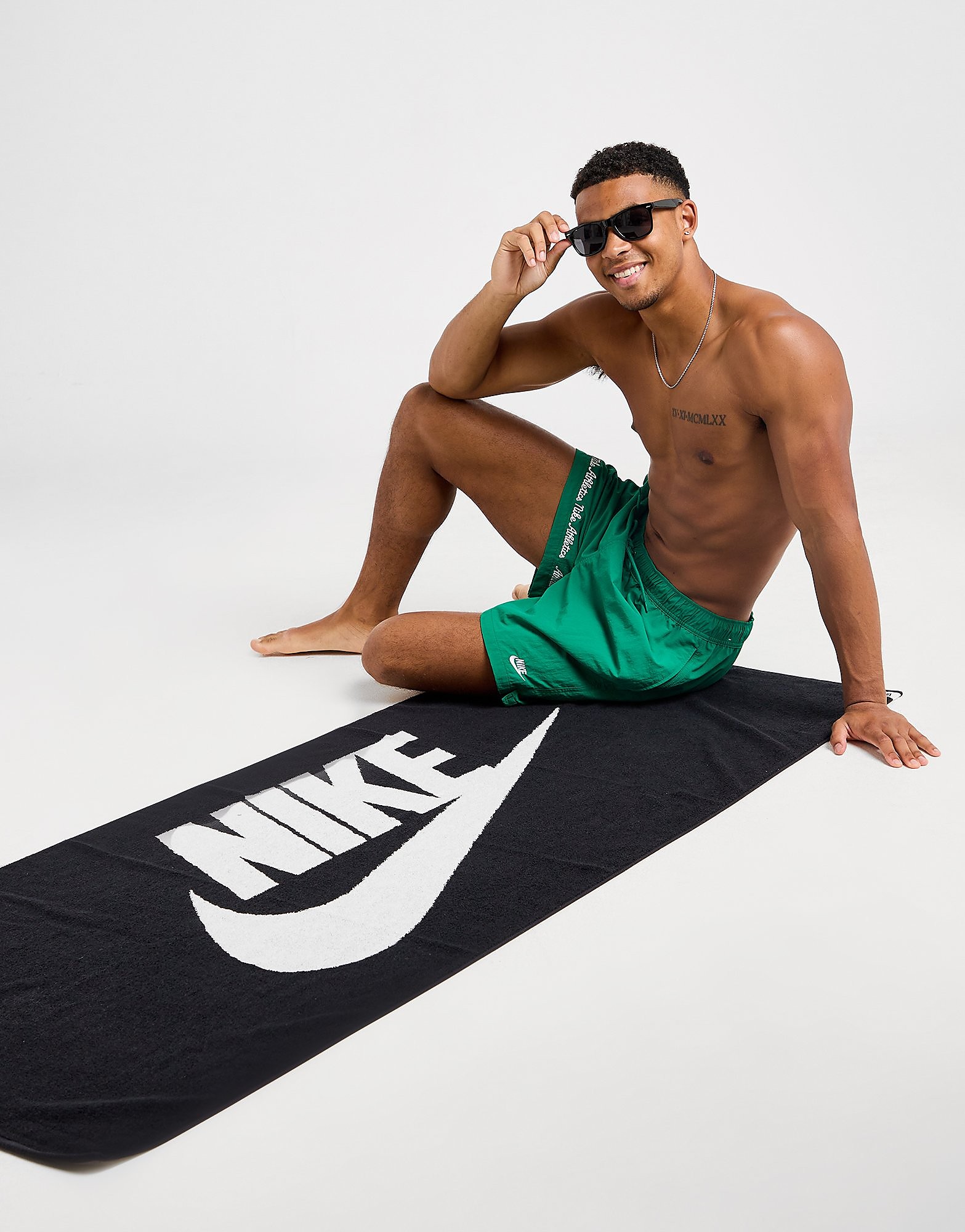 Nike Serviette de piscine - Noir, Noir