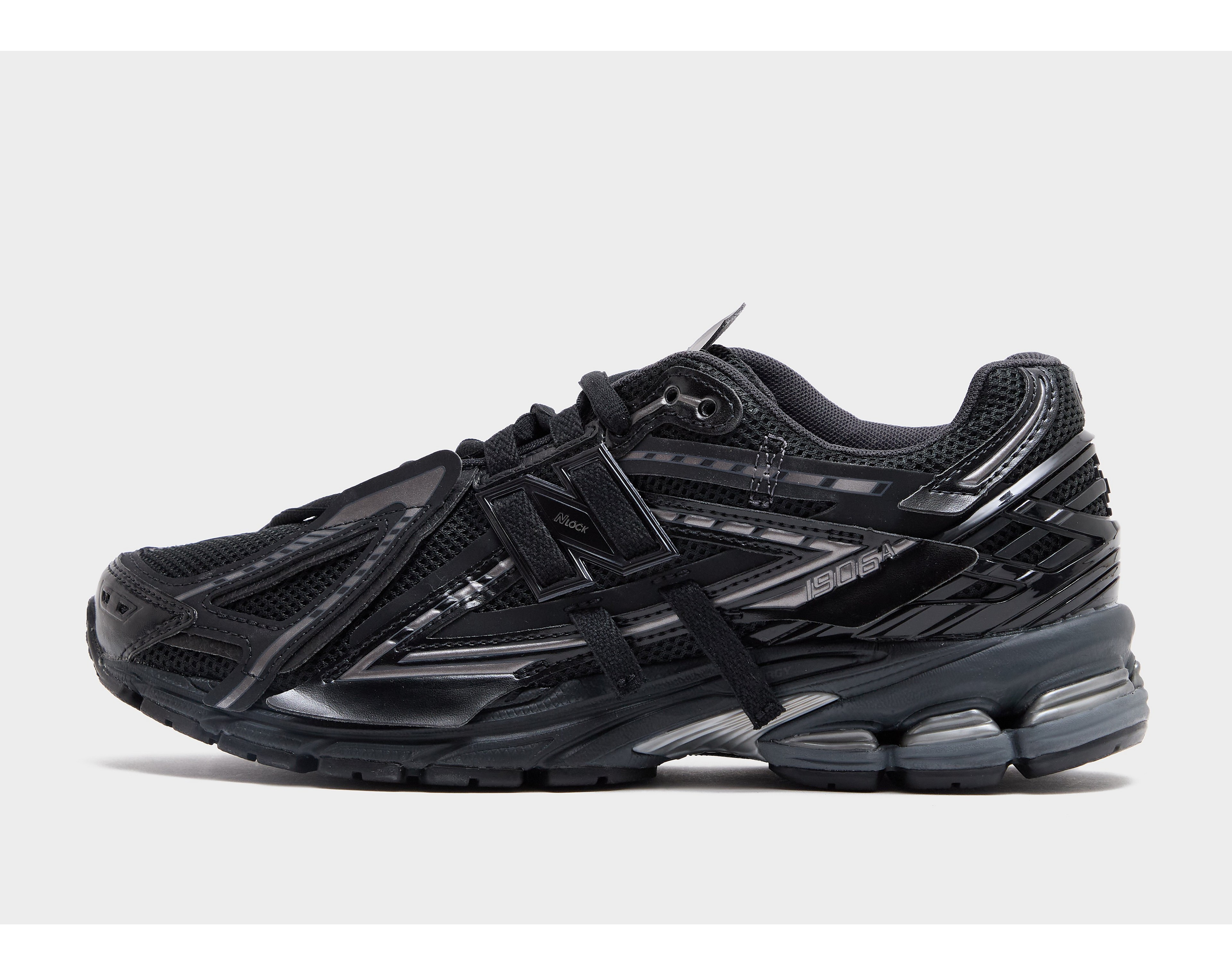 1906A