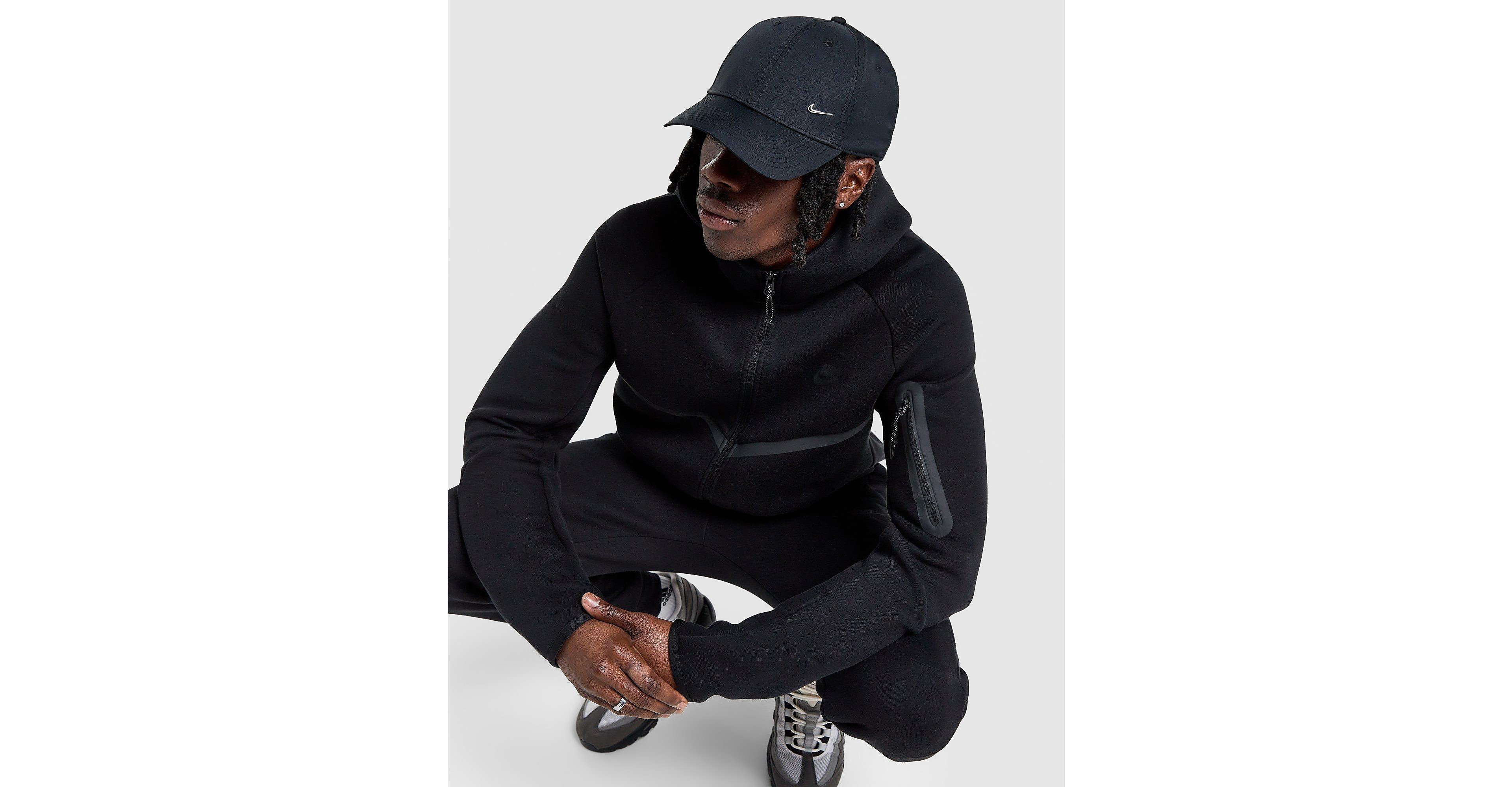 Club Structured Metal Swoosh Cap