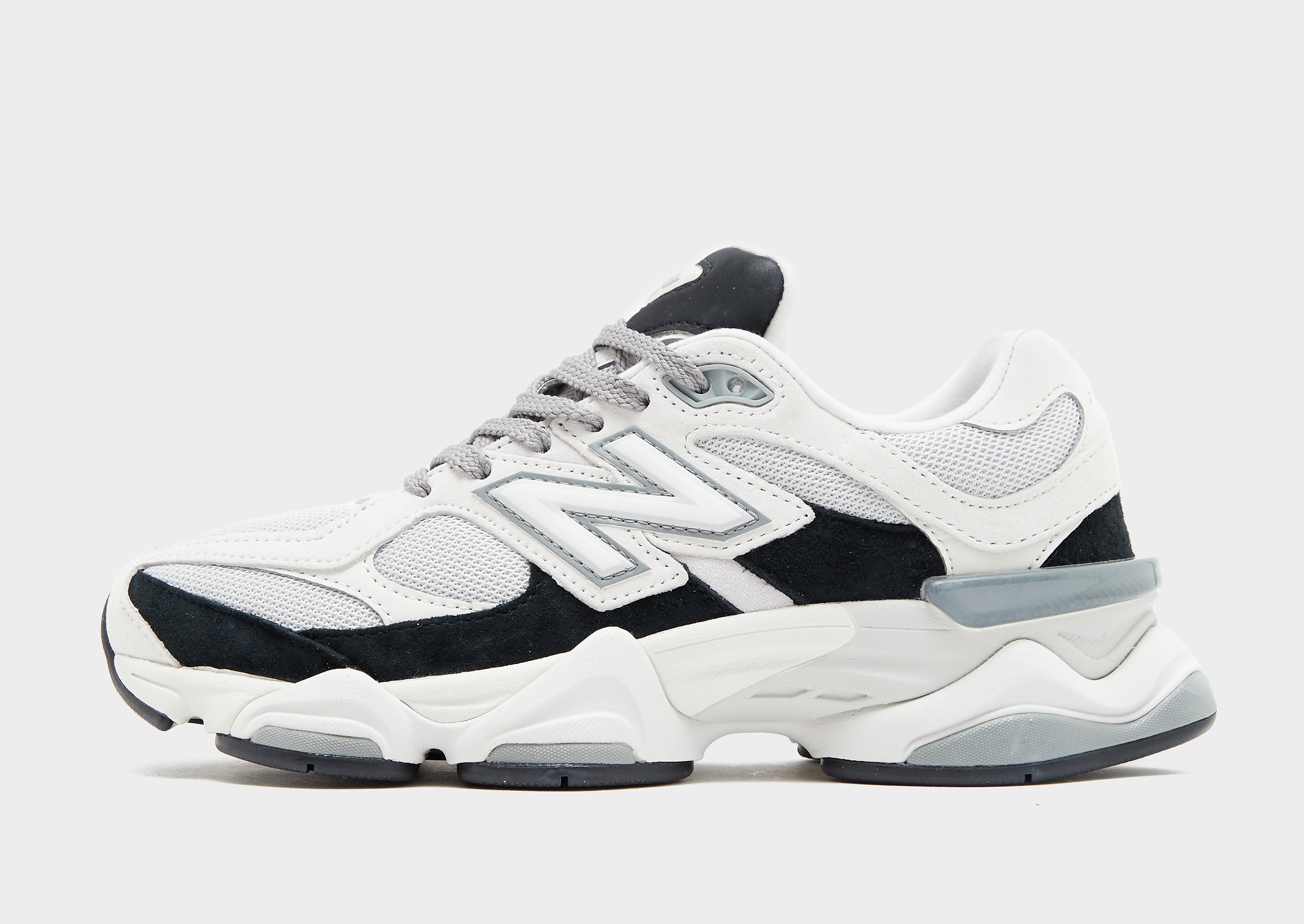 New Balance 9060 damessneaker zwart, wit en grijs