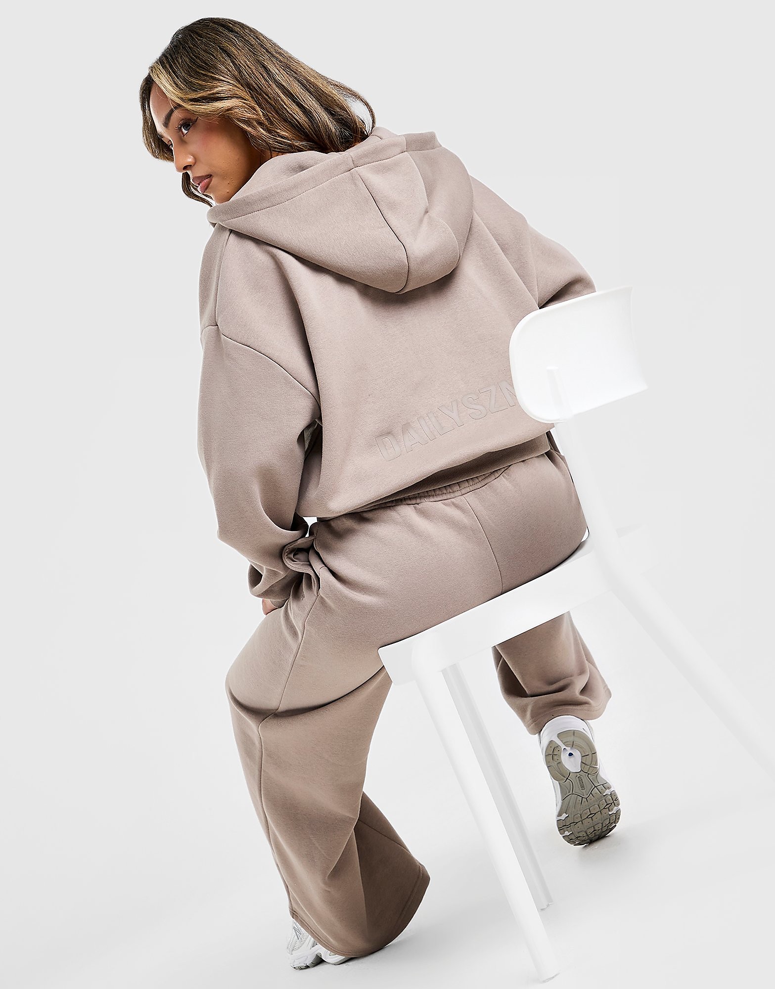 DAILYSZN Sweat à Capuche court Femme