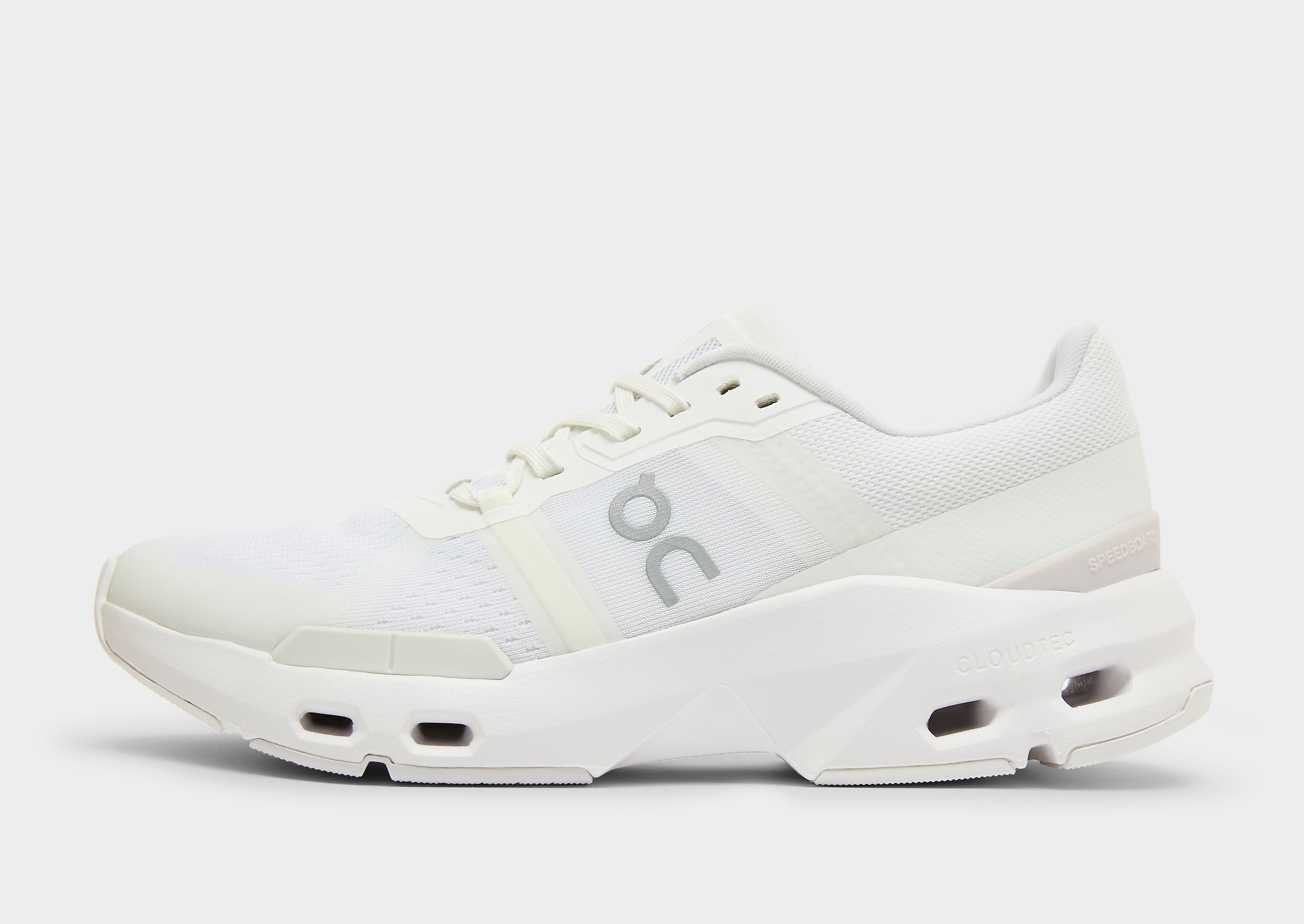 On Running damessneaker wit