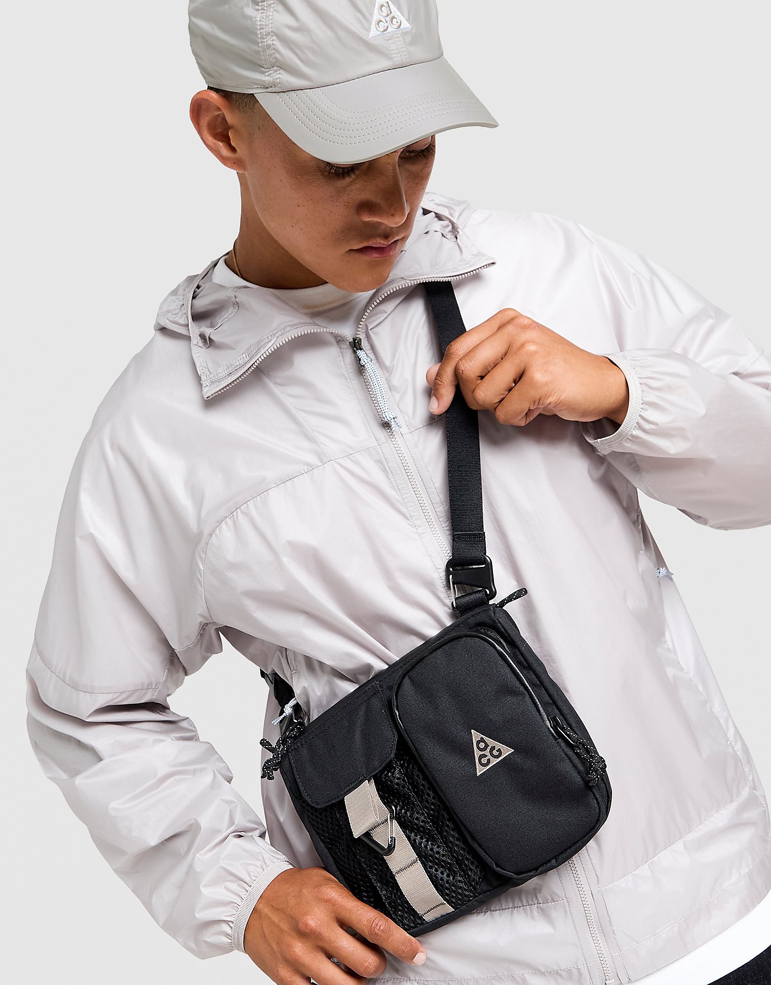 Womens ACG 'DAYMAX' Tracolla - Nero, nero nero Donna taglia One Size