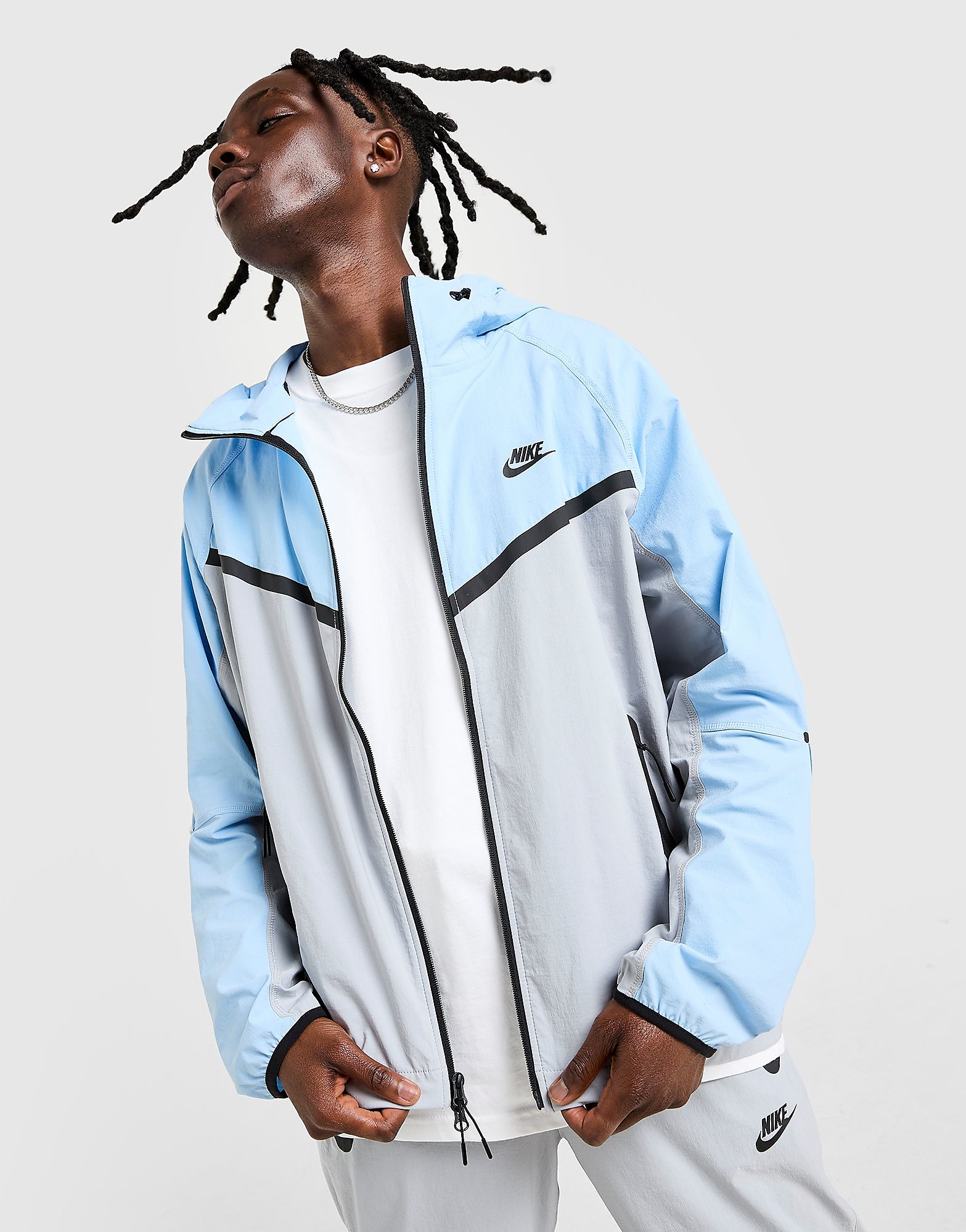 Nike Tech Woven Full Zip Hooded Jacket Wolf Wolf - vue 2