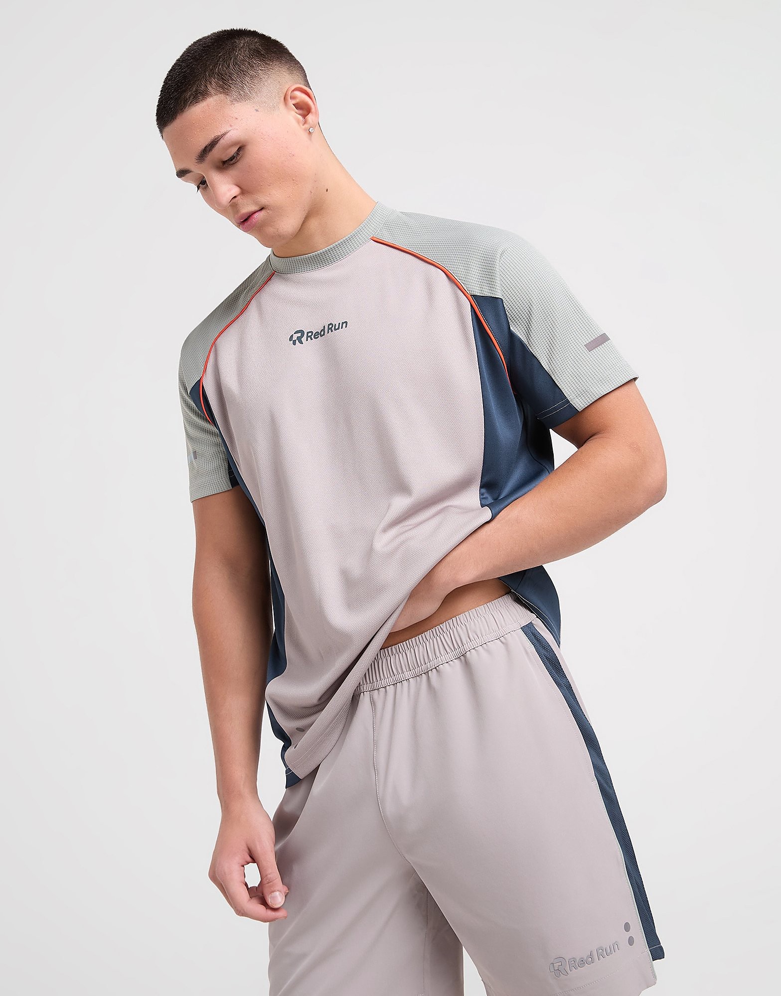 Run Activewear T shirt Tech Power - vue 3