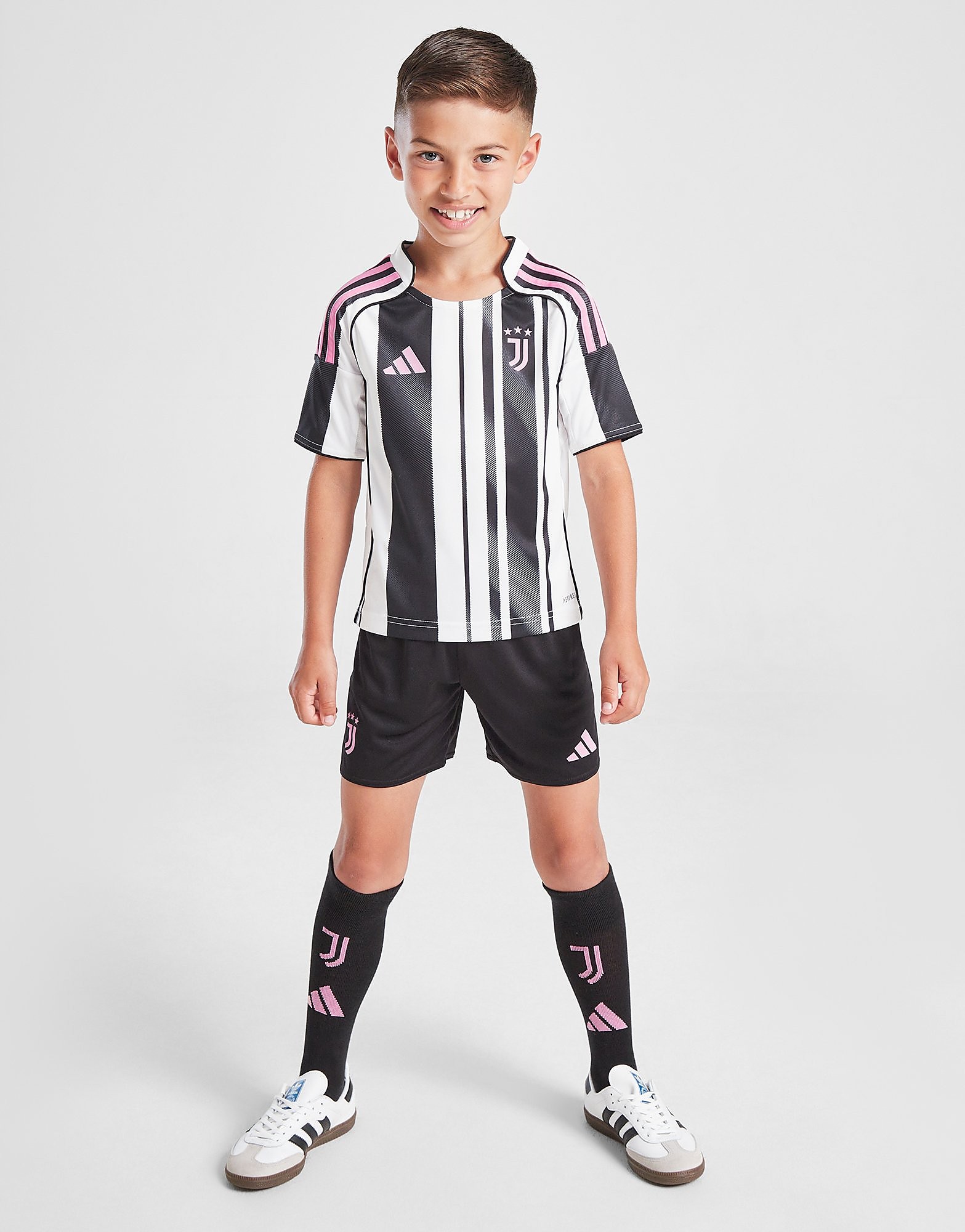 adidas Kit domicile Juventus 202526 Bébé
