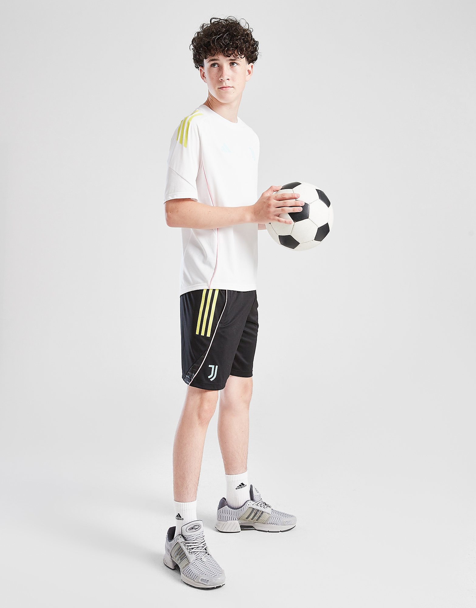 adidas Juventus Training Shorts Junior