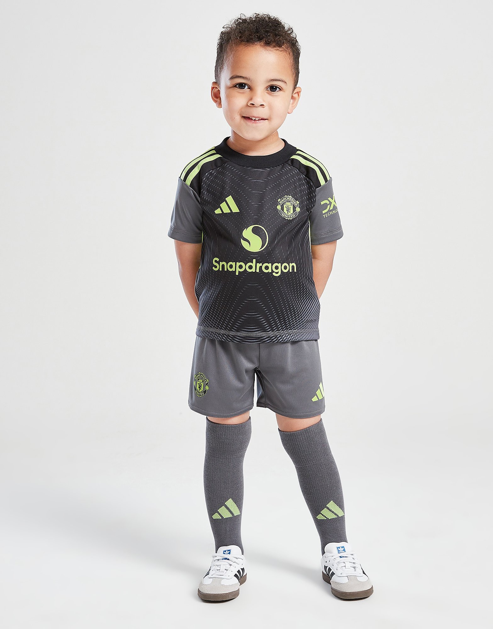 adidas Manchester United FC 2526 Goalkeeper Kit Children