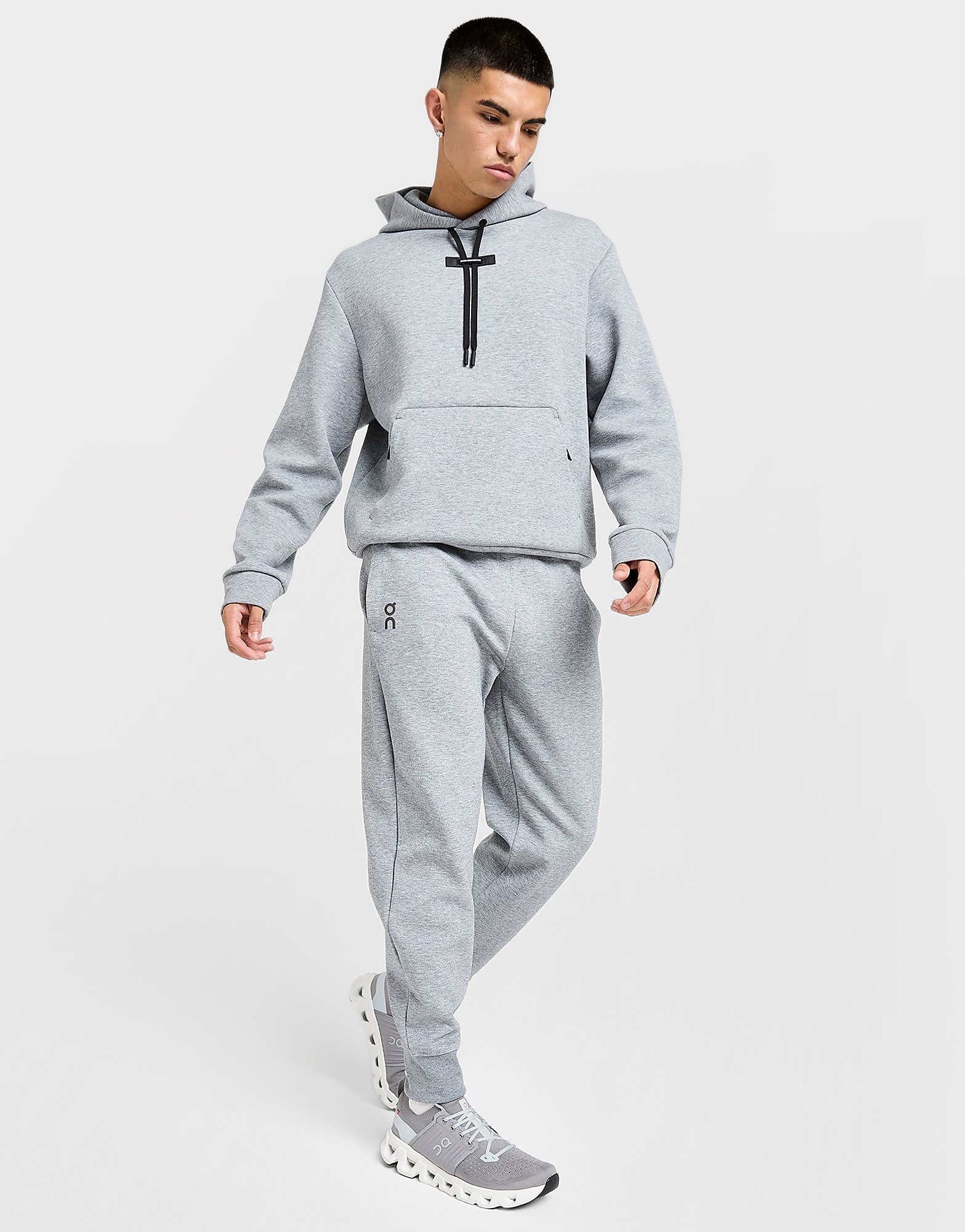 On Running Tech Joggers