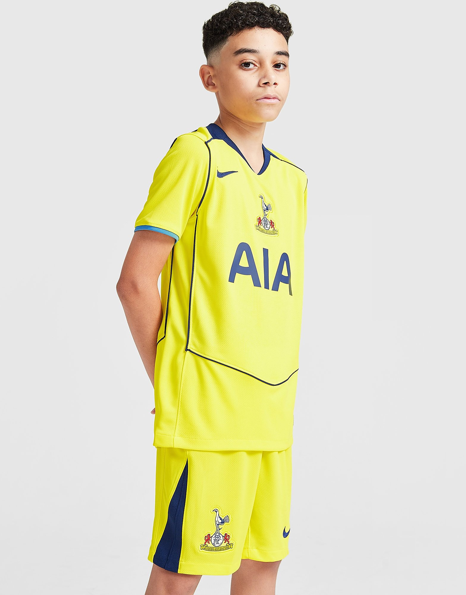 Nike Tottenham Hotspur FC 202526 Third Shorts Junior Jaune Jaune