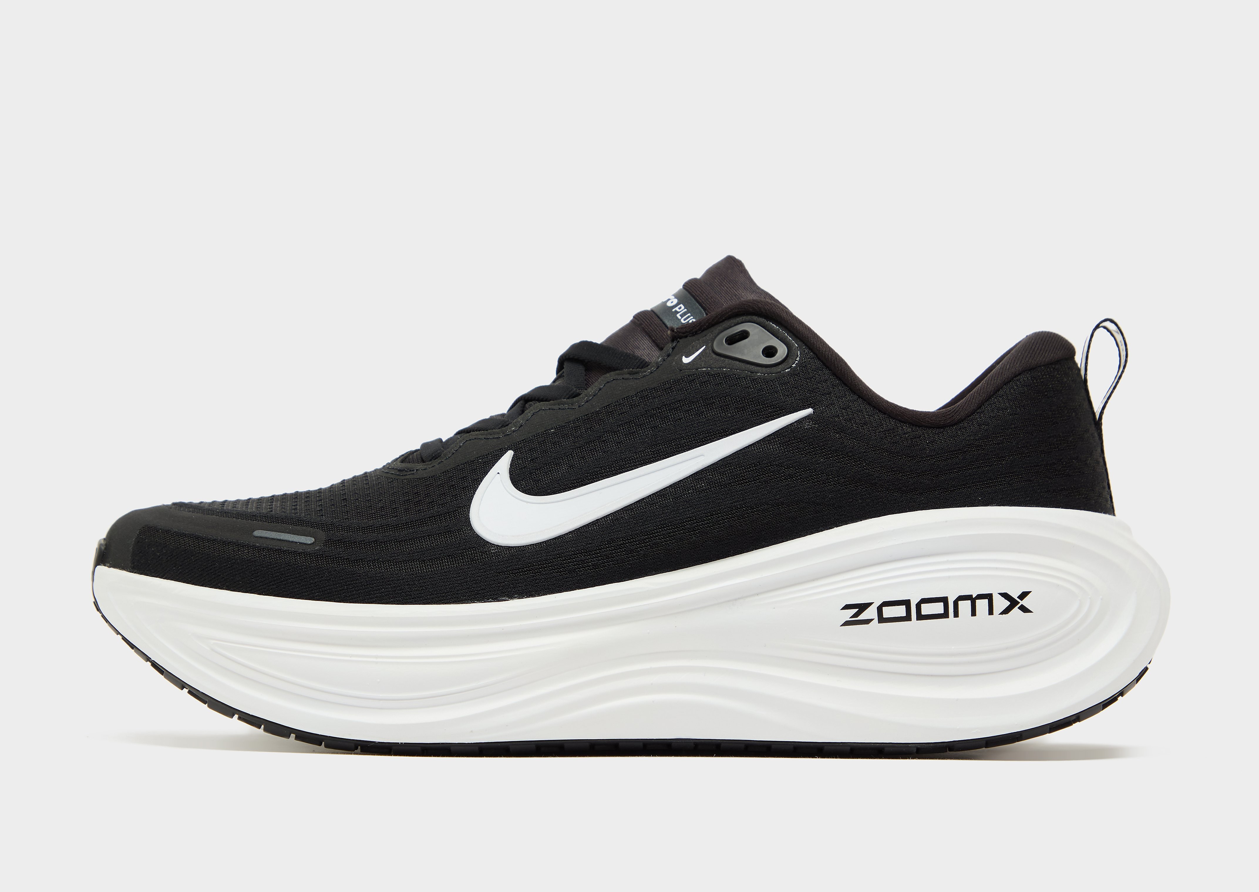 Nike Vomero Plus - vue 3