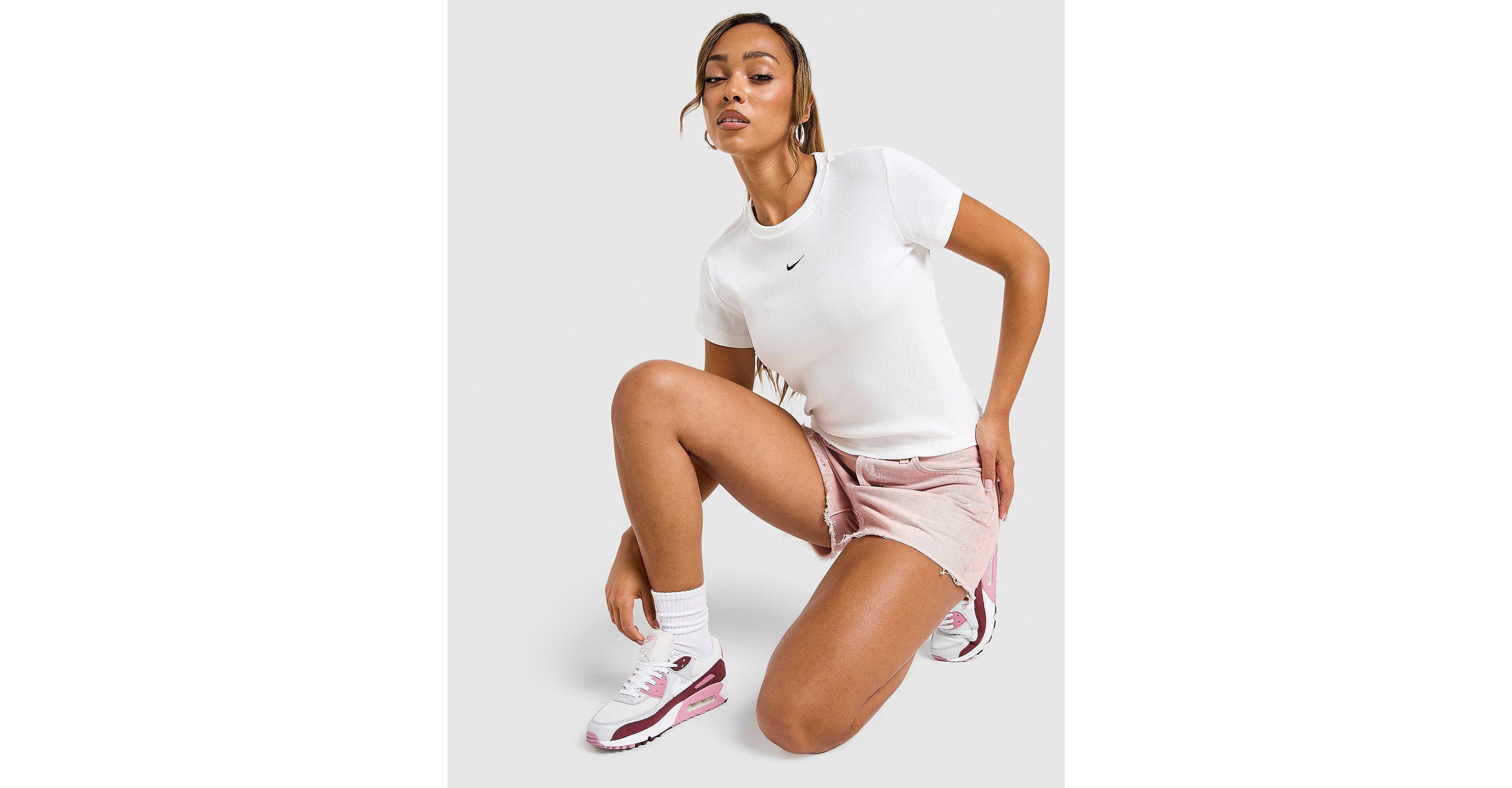 Nike Sportswear T-shirt dam – bild 2