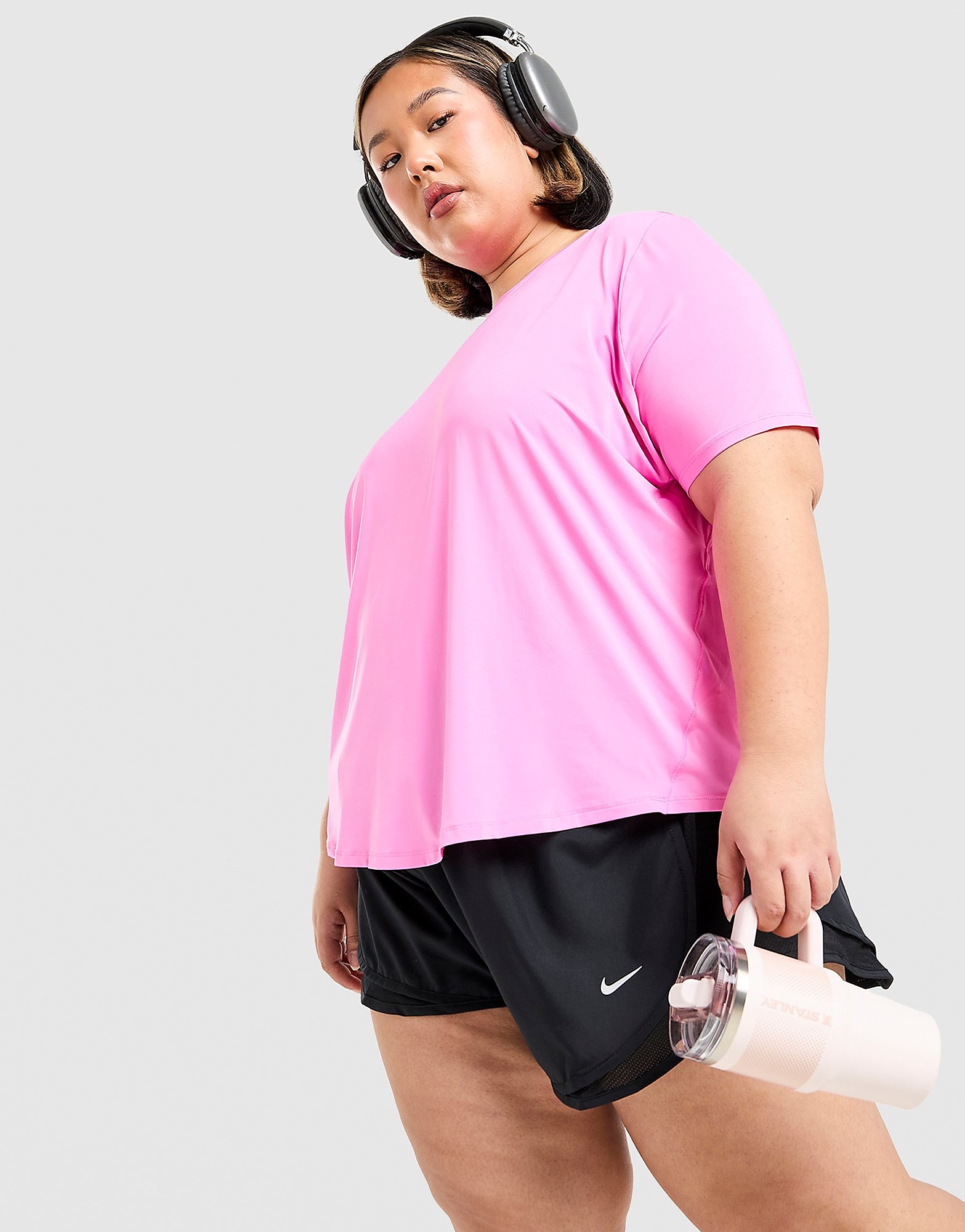 Nike Plus Size Run Tempo Shorts