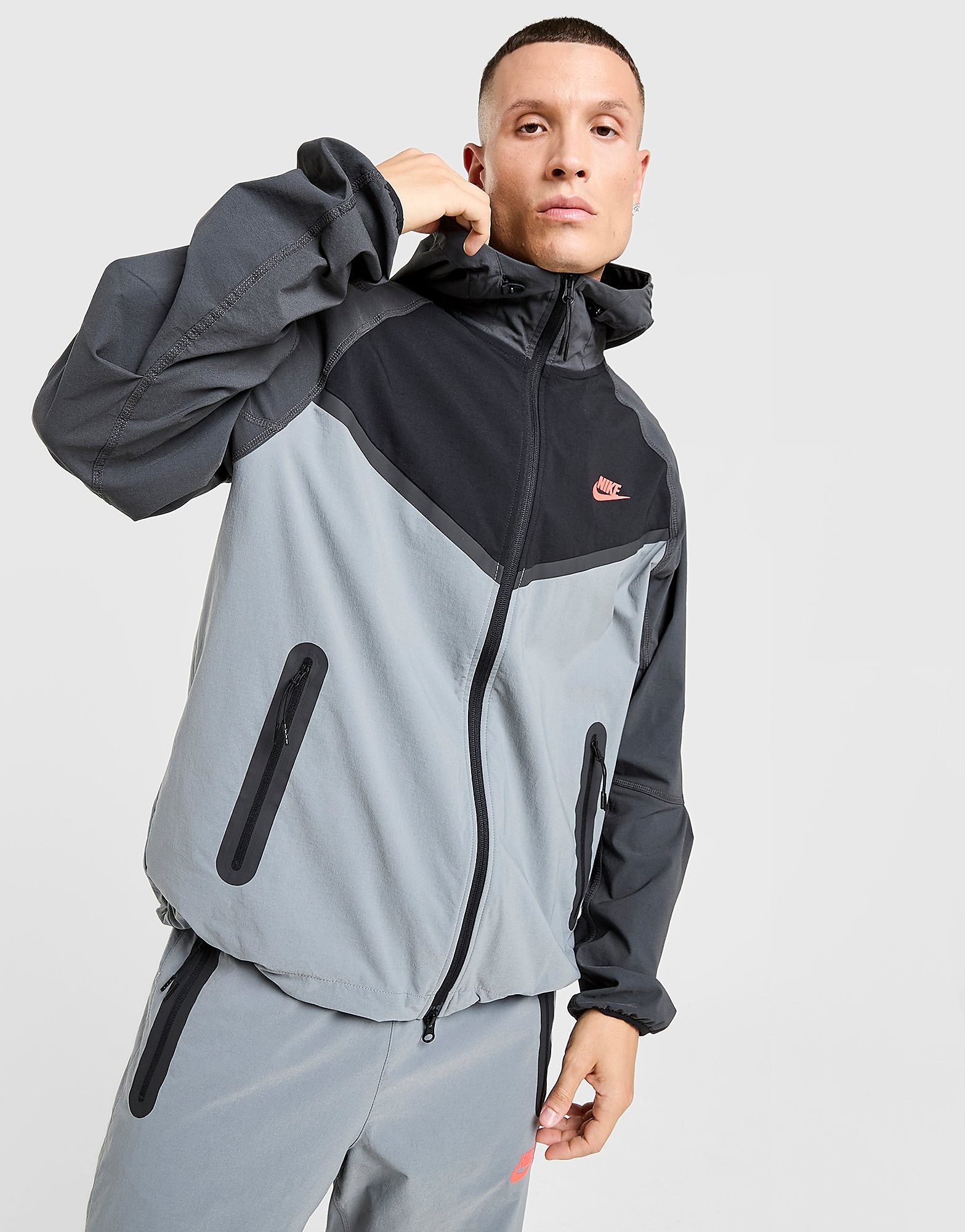 Nike Tech Woven Full Zip Hooded Jacket Wolf Wolf - vue 3