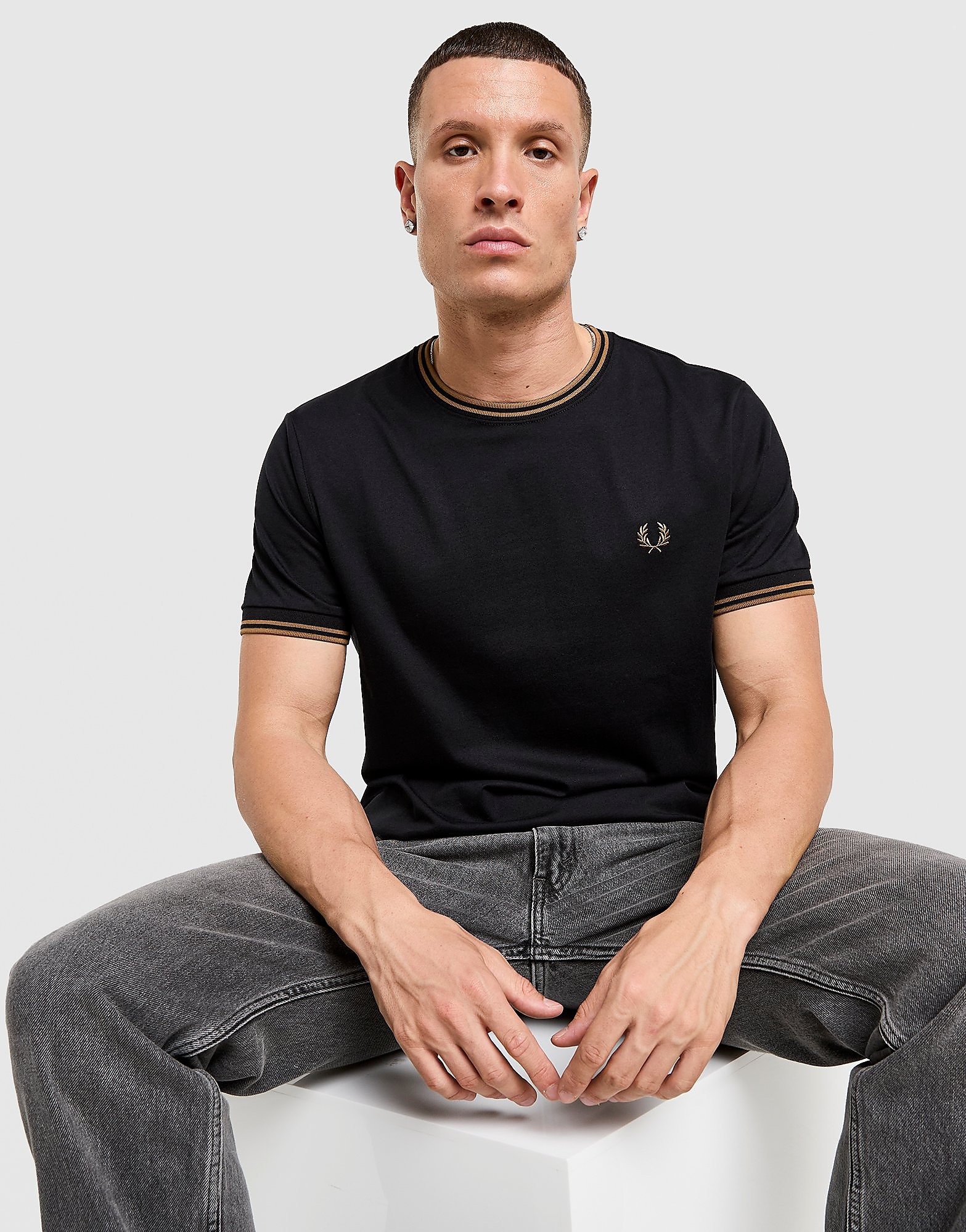 Fred Perry T Shirt à Manches Courtes Twin Tipped Ringer Homme - vue 2