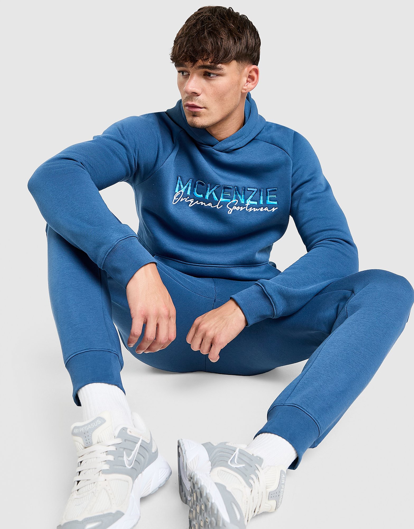 McKenzie Casson Overhead Hoodie - vue 2