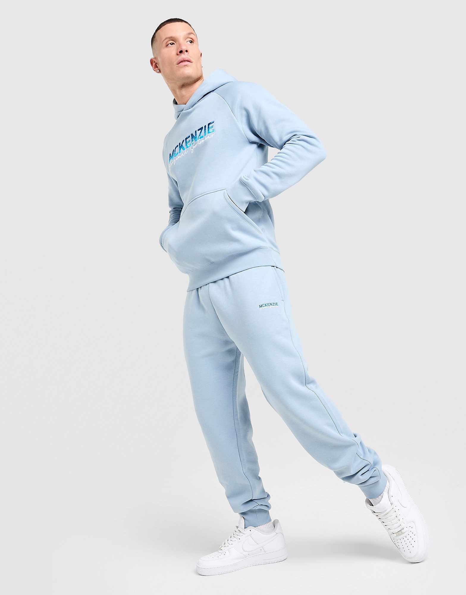 McKenzie Casson Overhead Tracksuit - vue 2