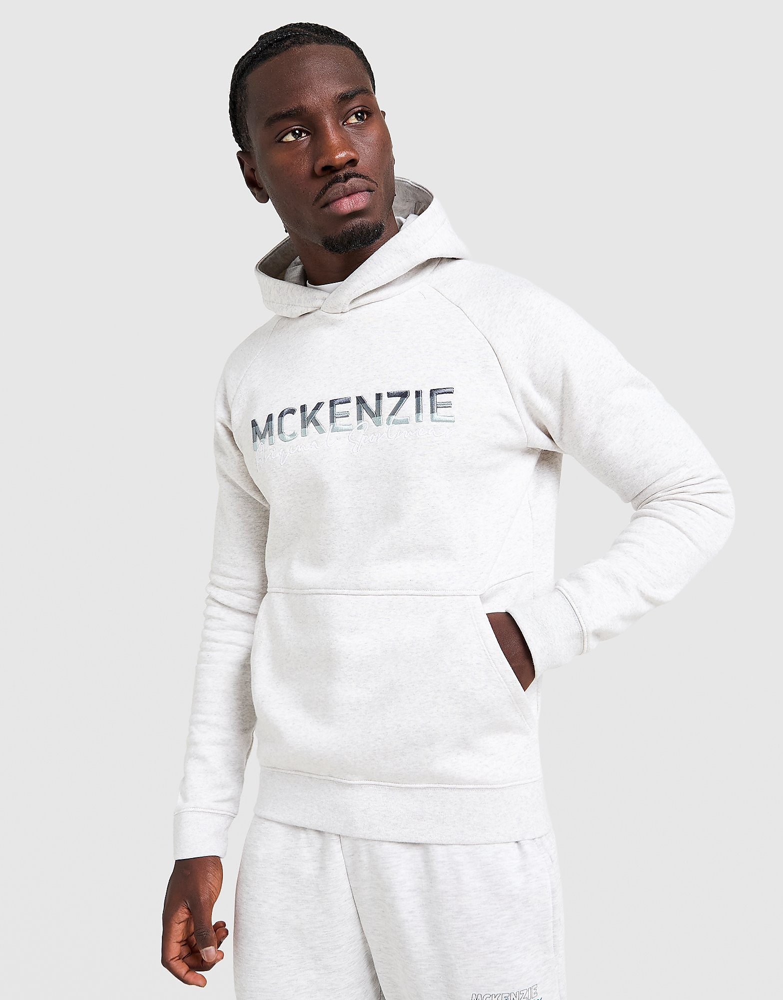 McKenzie Casson Overhead Hoodie - vue 3