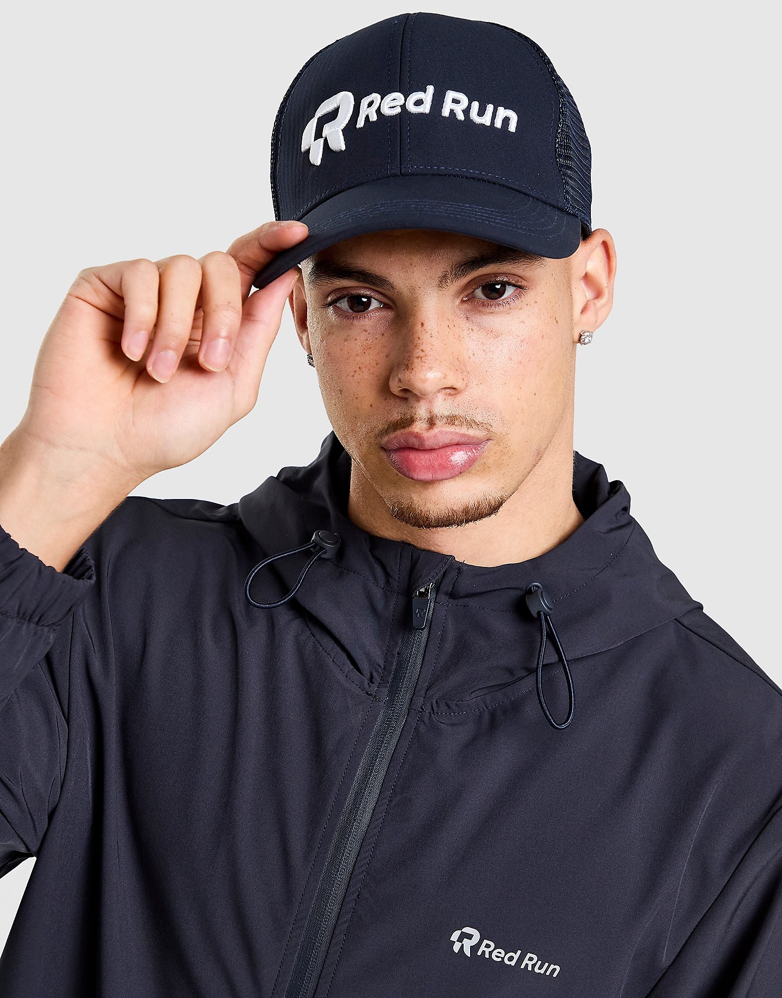 Run Activewear R Logo Cap