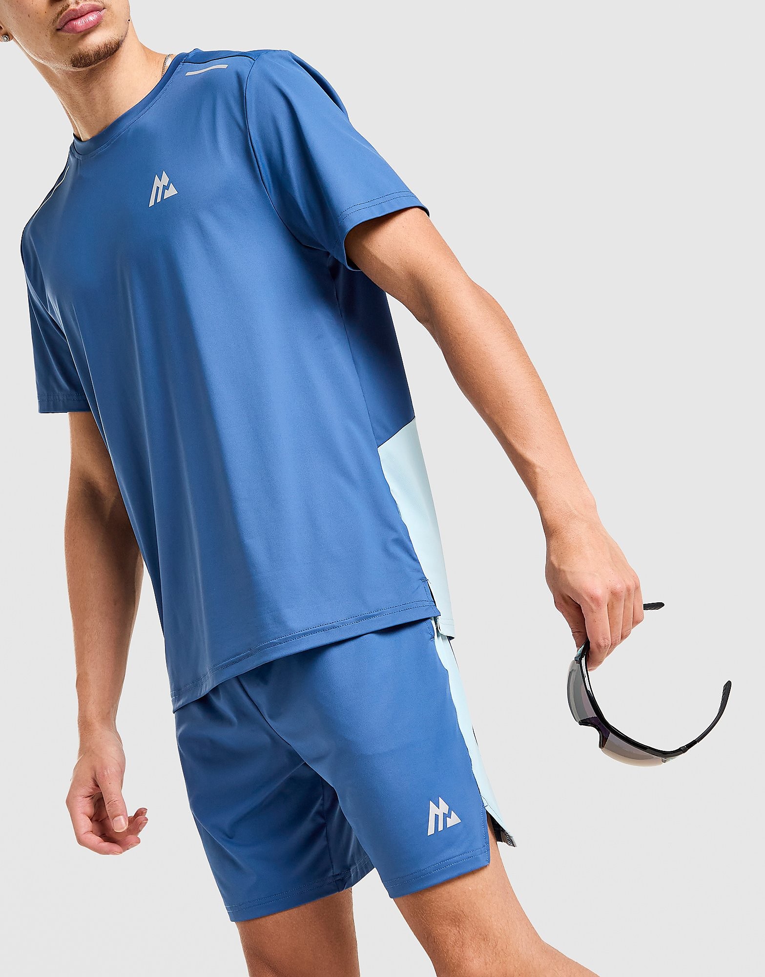 MONTIREX Short Strike