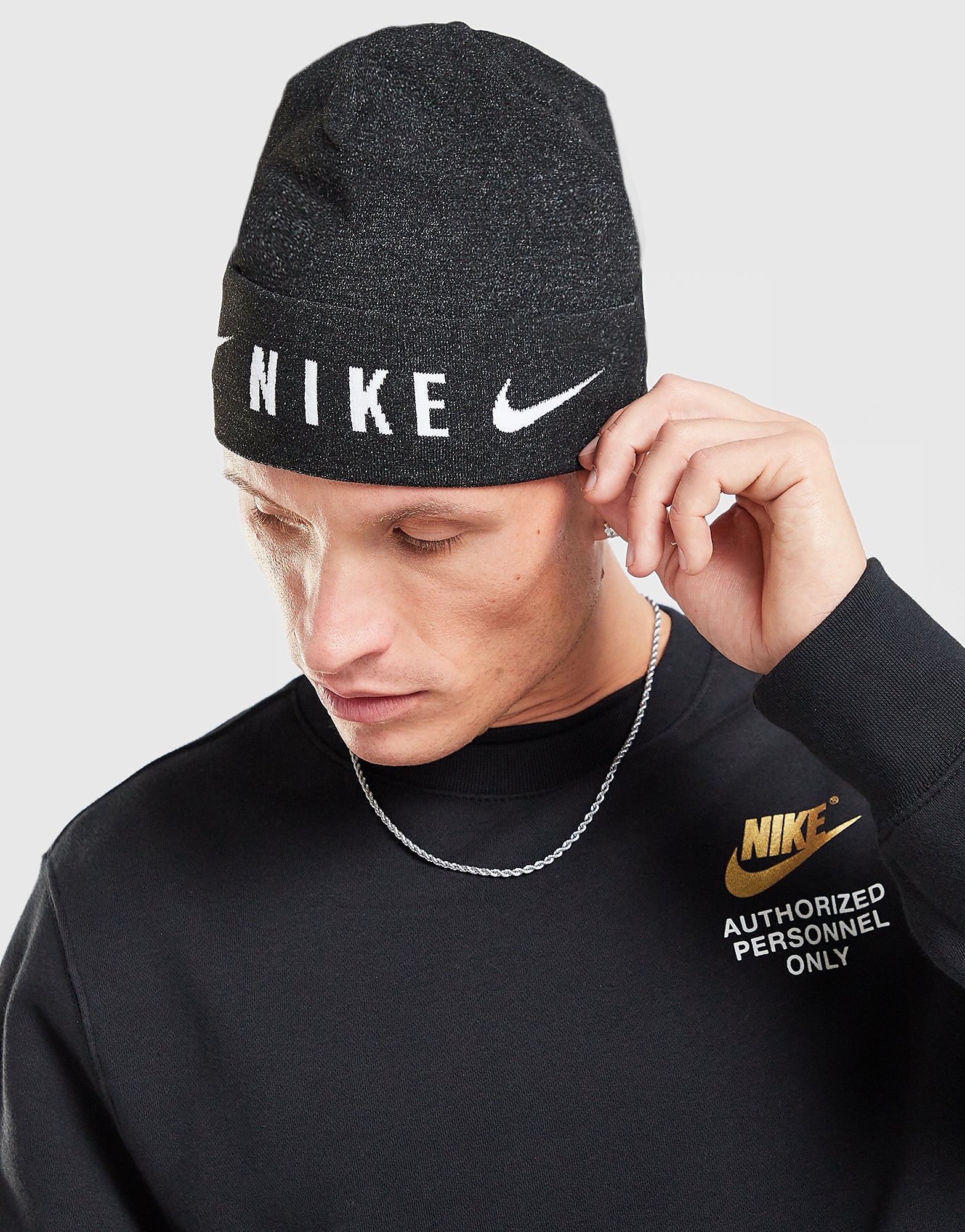 Nike Cappello Beanie Knit Cuff, nero