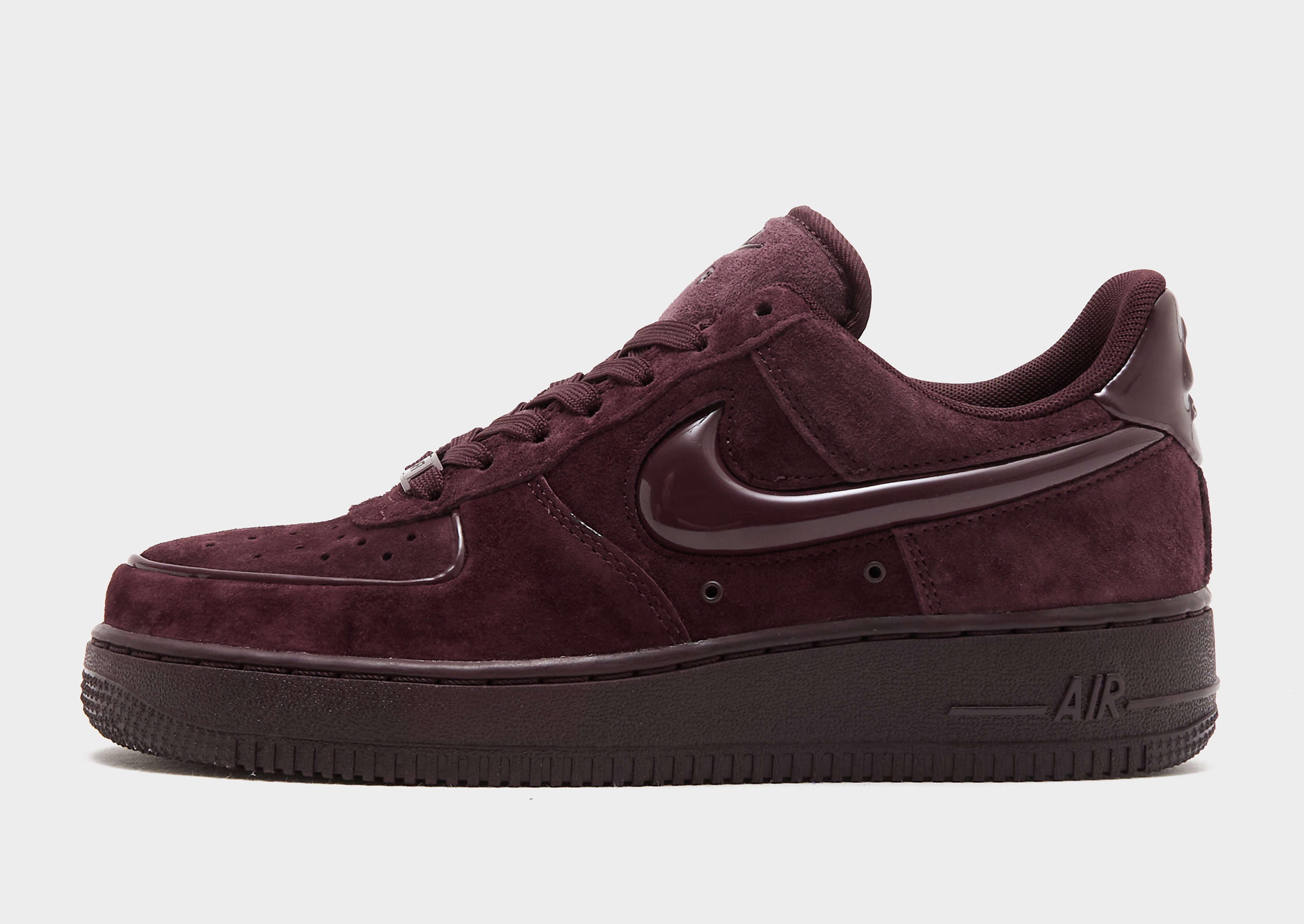 Nike Air Force 1 07 damessneaker rood