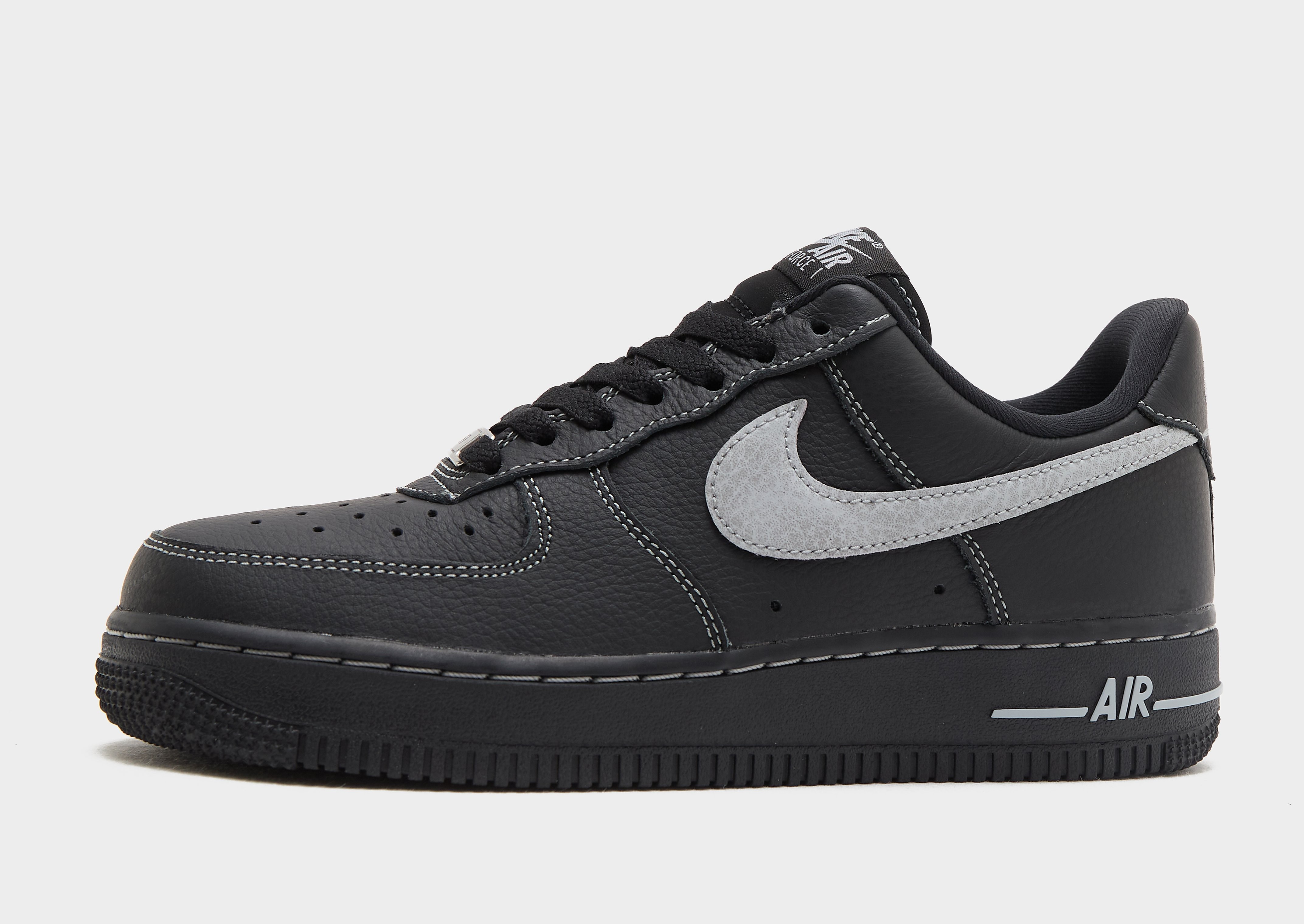 Nike Air Force 1 07 damessneaker zwart