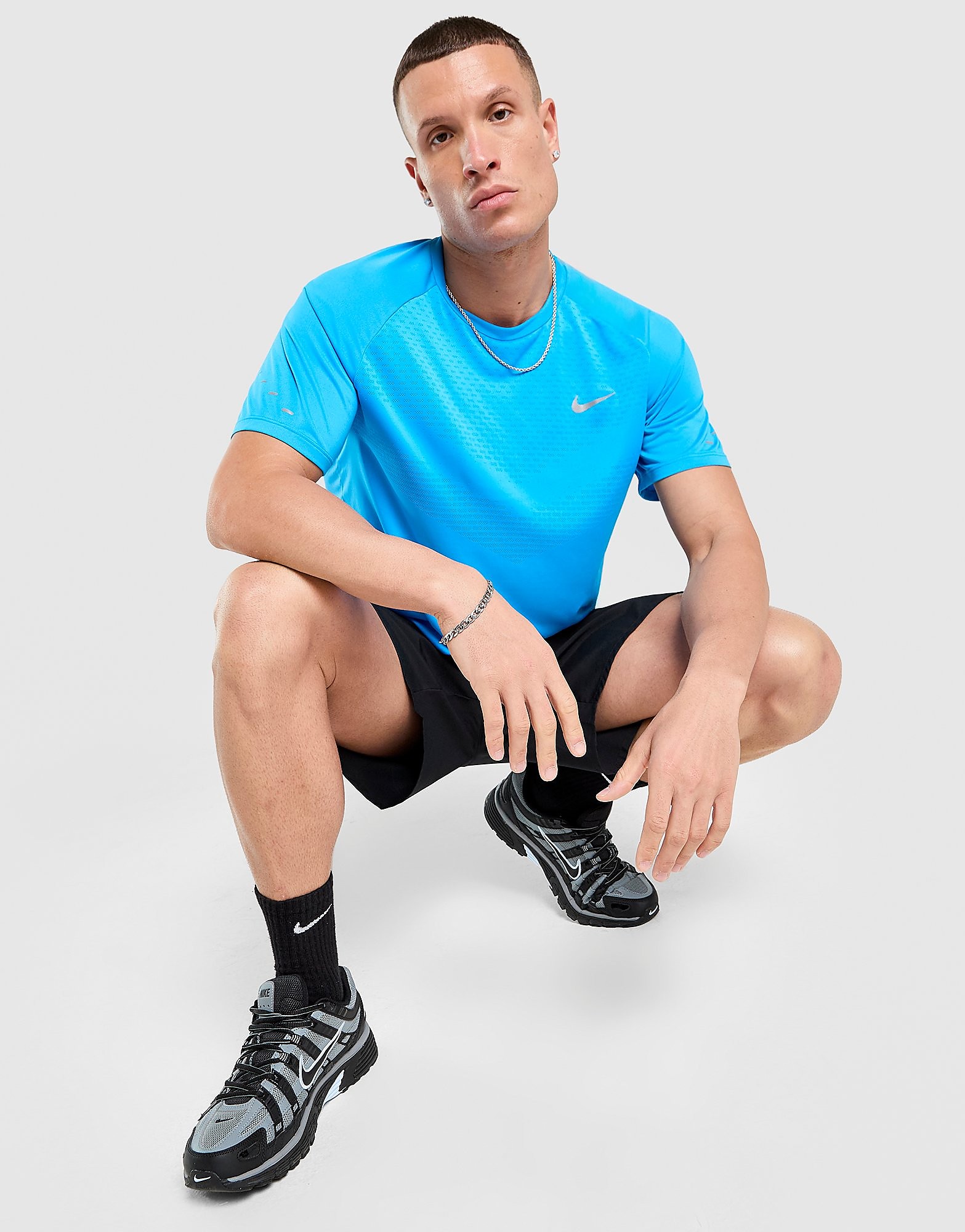 Nike Stride T Shirt Hero Hero