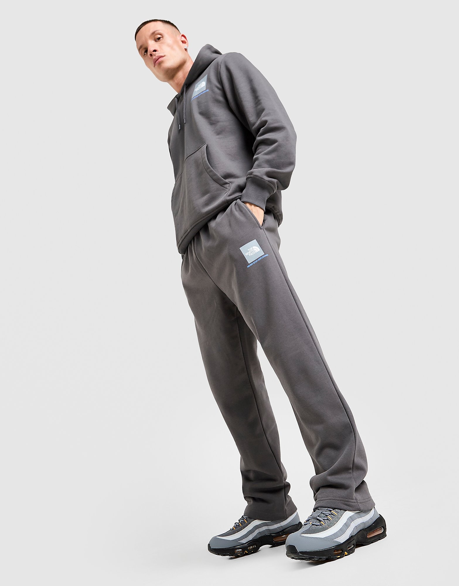 The North Face Fine Box Logo Joggers - vue 2