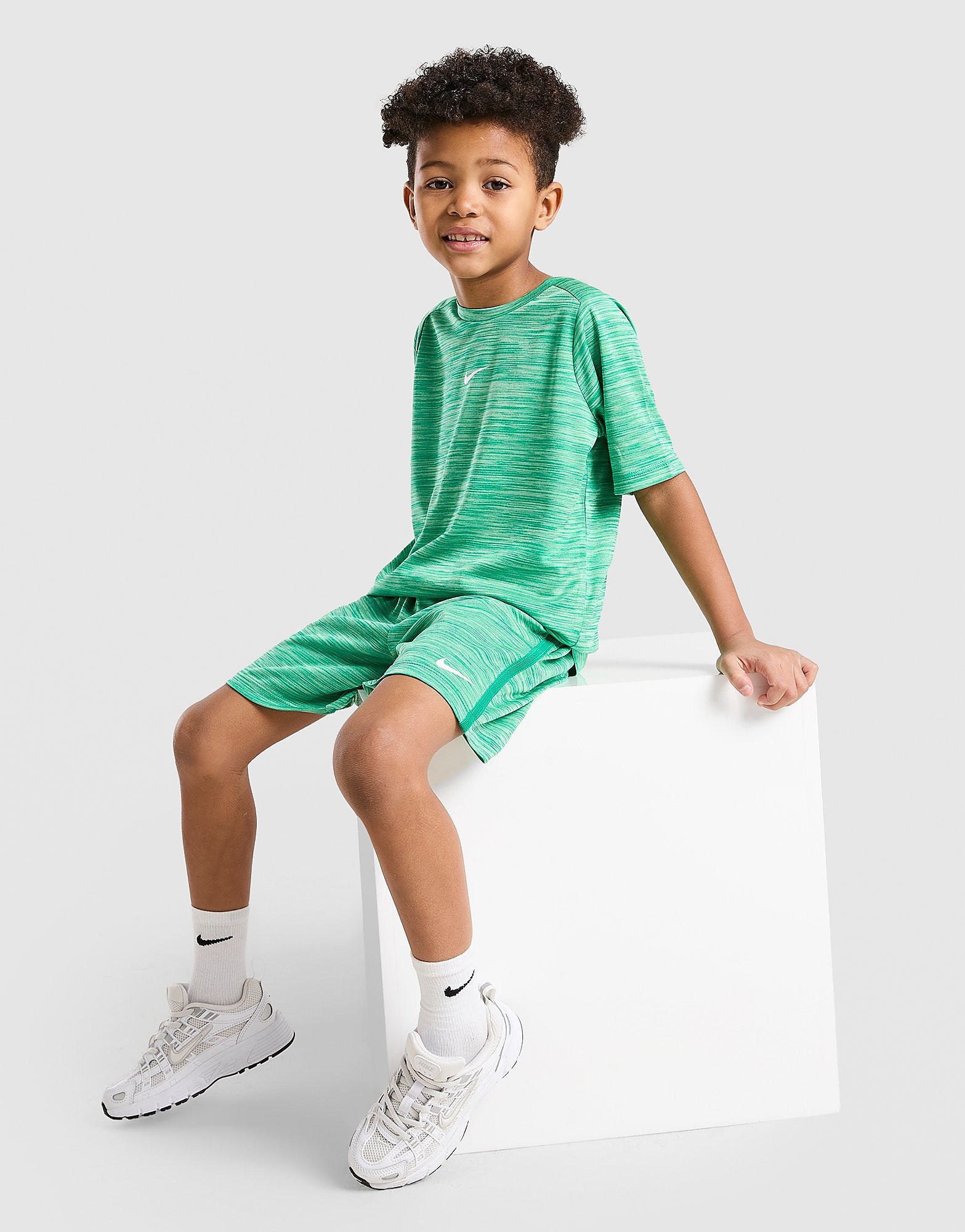 Nike T ShirtShorts Set Children