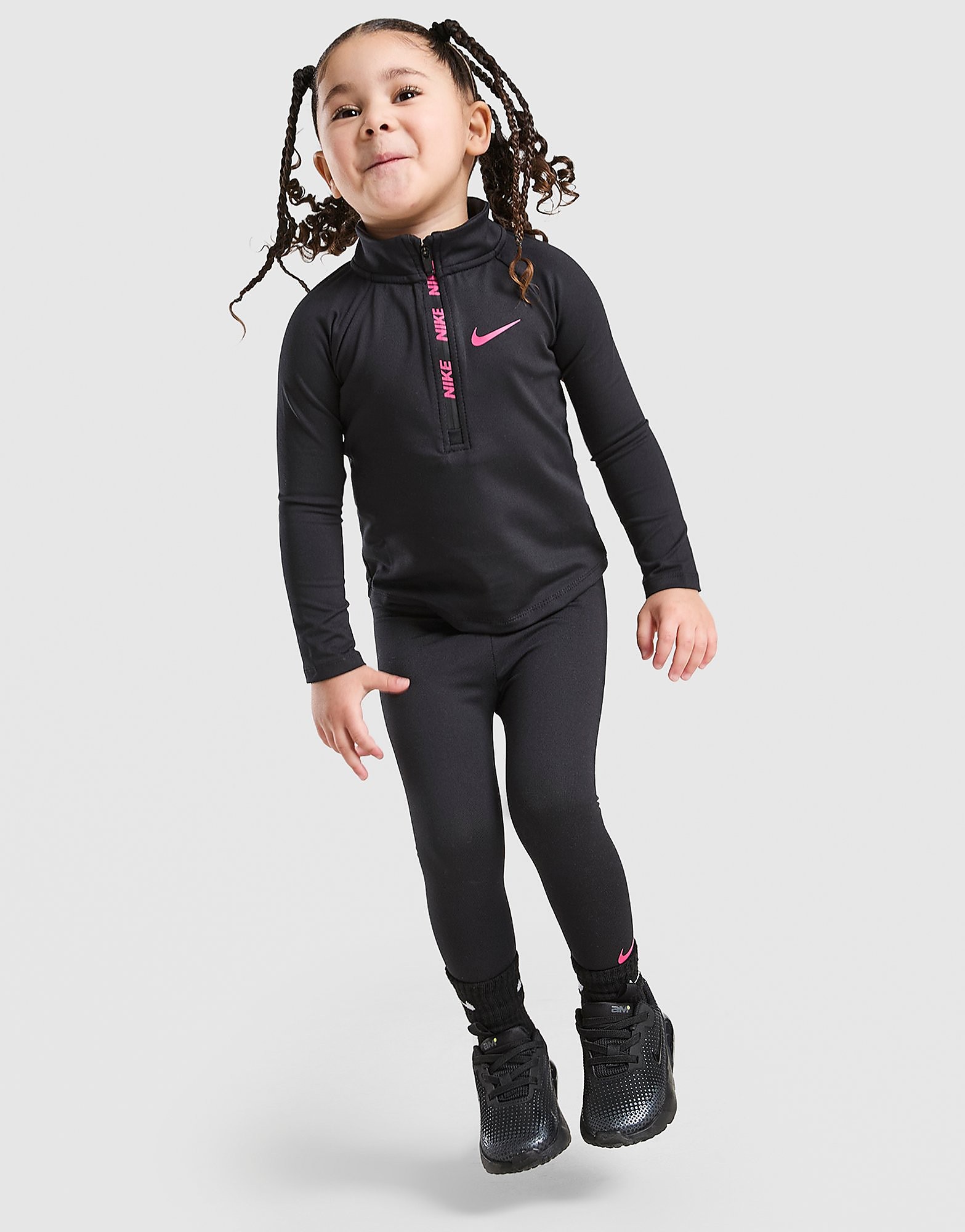 Nike Ensemble haut zippé 14 et legging Pacer Bébé