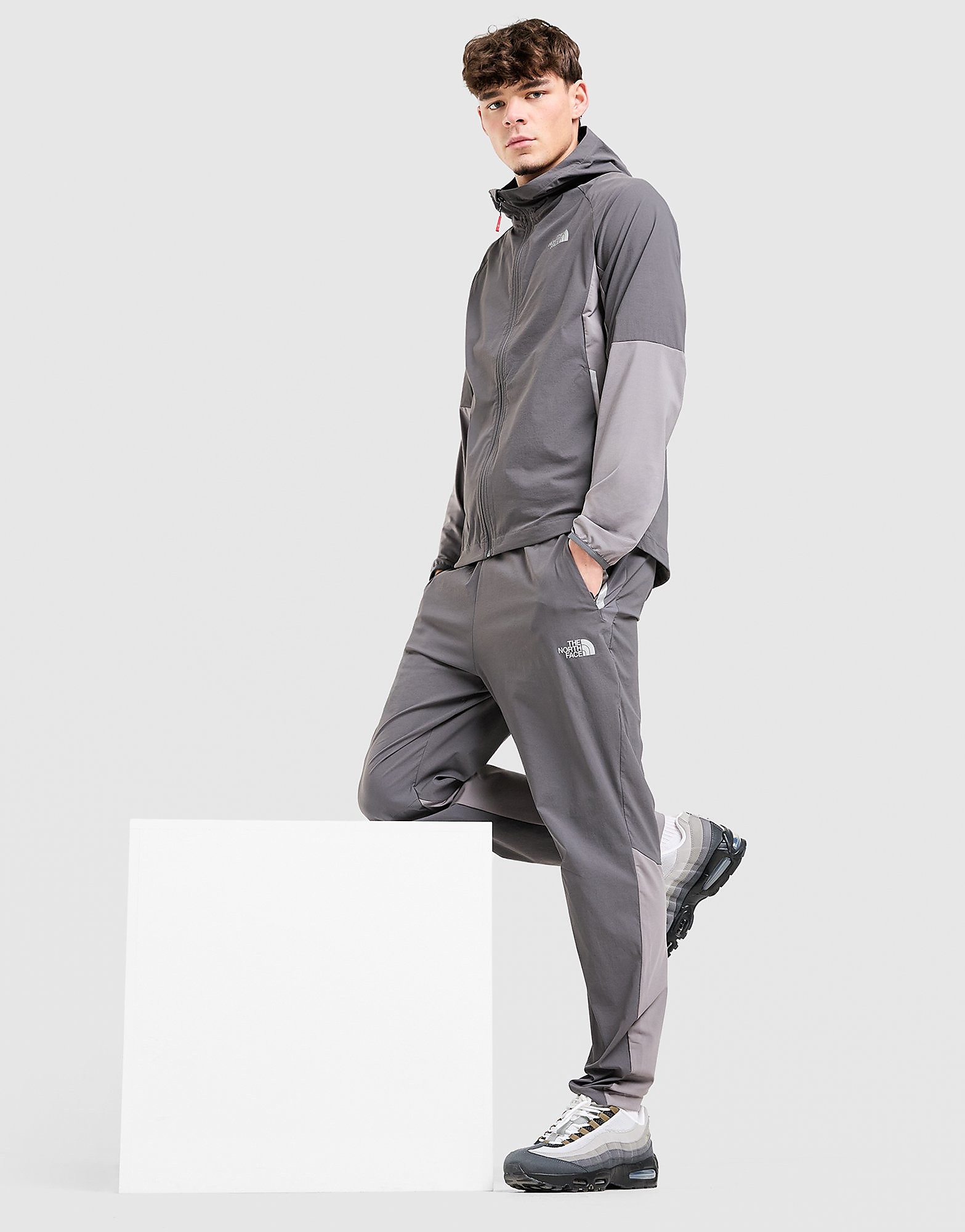 The North Face Pantalon de survêtement tissé Performance - vue 1