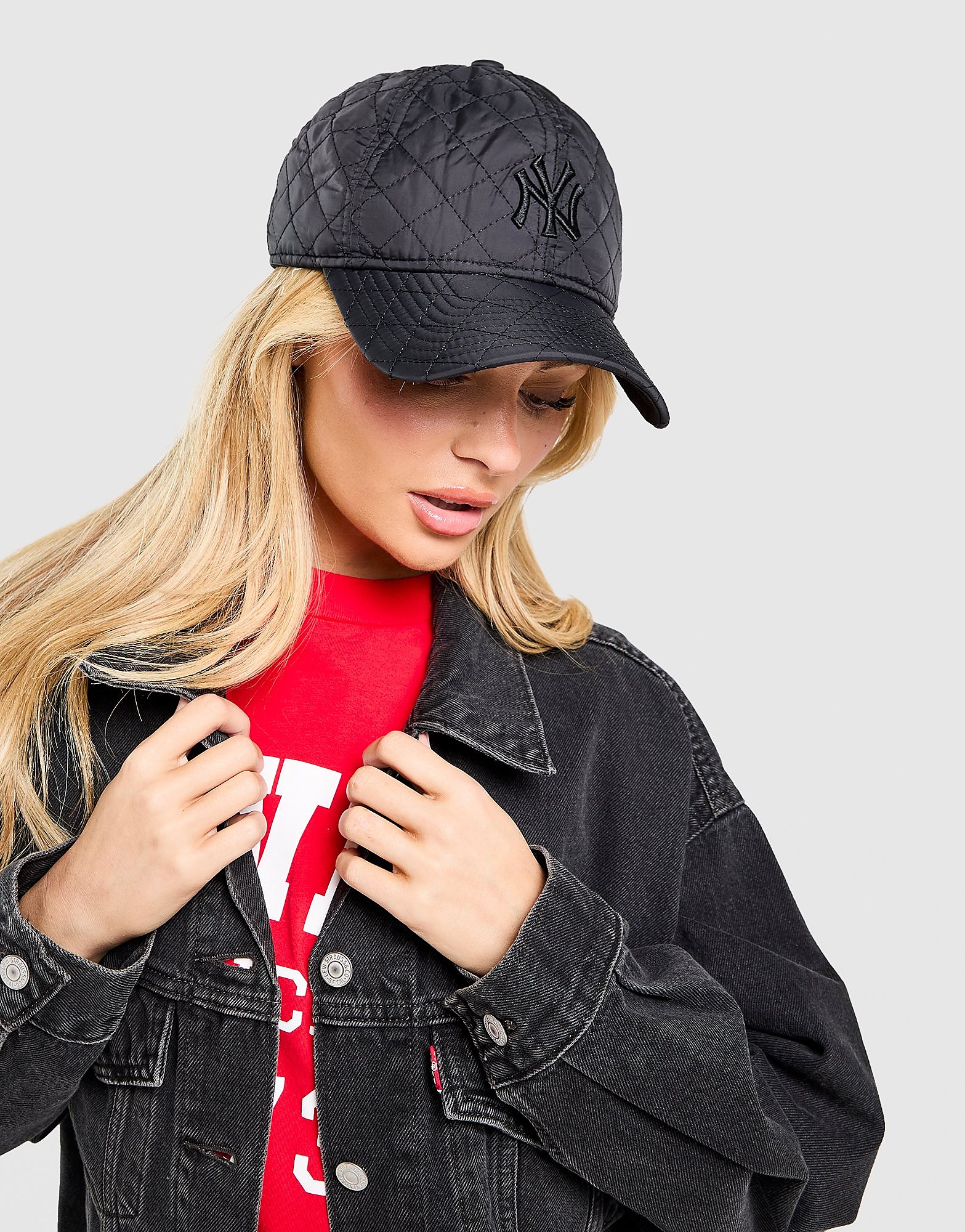 New Era Cappellino MLB New York Yankees Quilted 9FORTY, nero