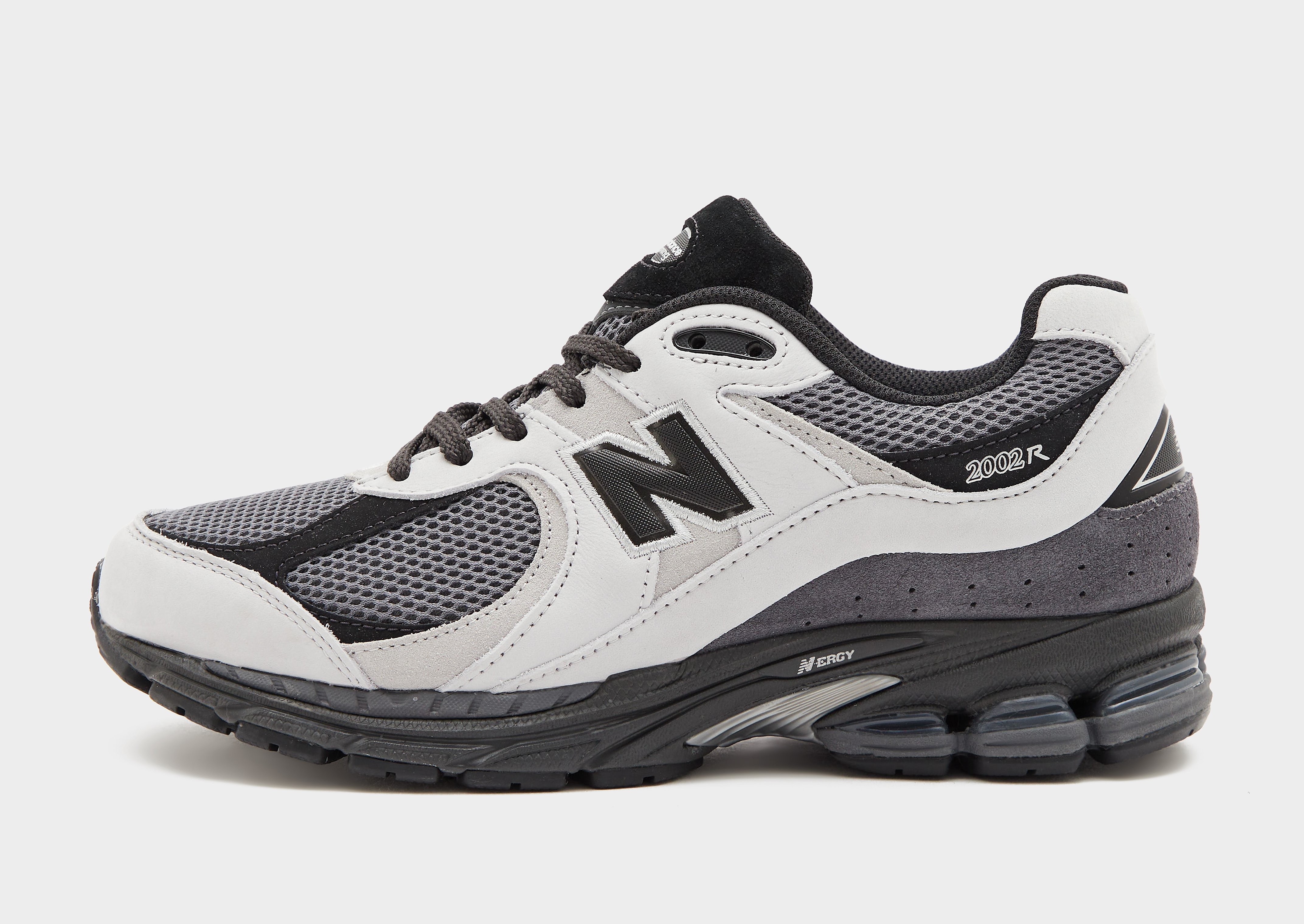 New Balance 2002R herensneaker zwart en grijs