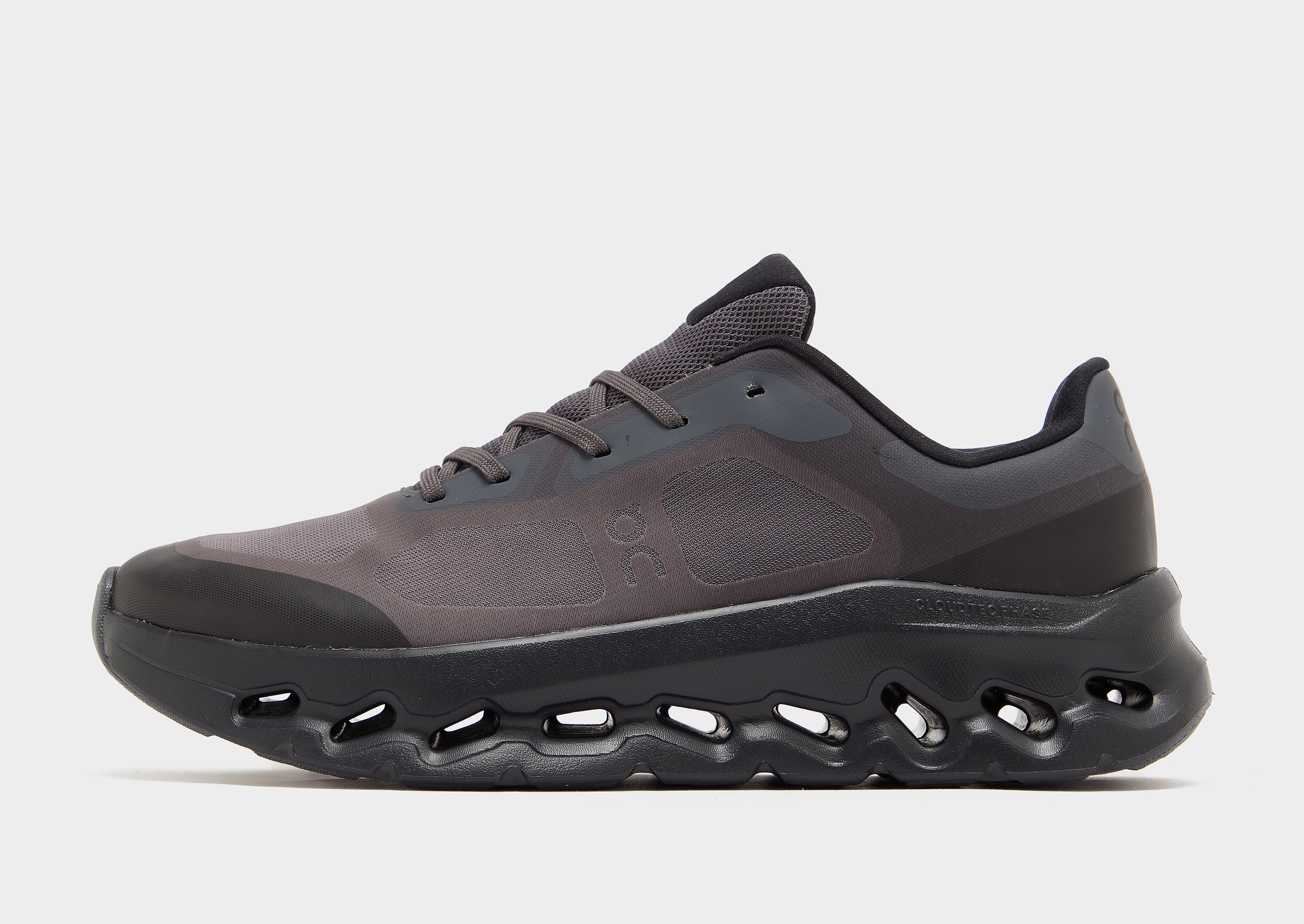 On Running Cloudtilt Remix - vue 1