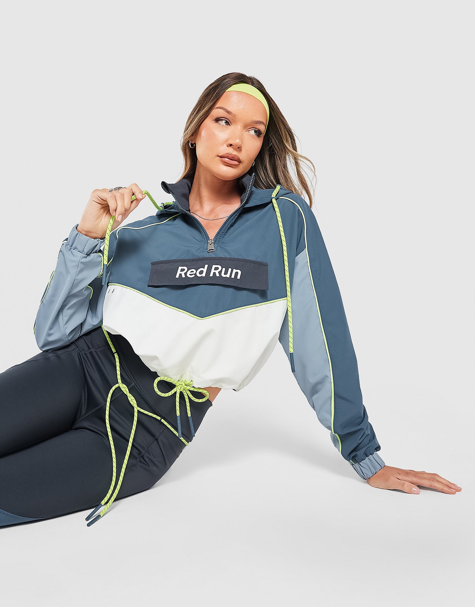 Run Activewear Sky Volt Cropped Windbreaker