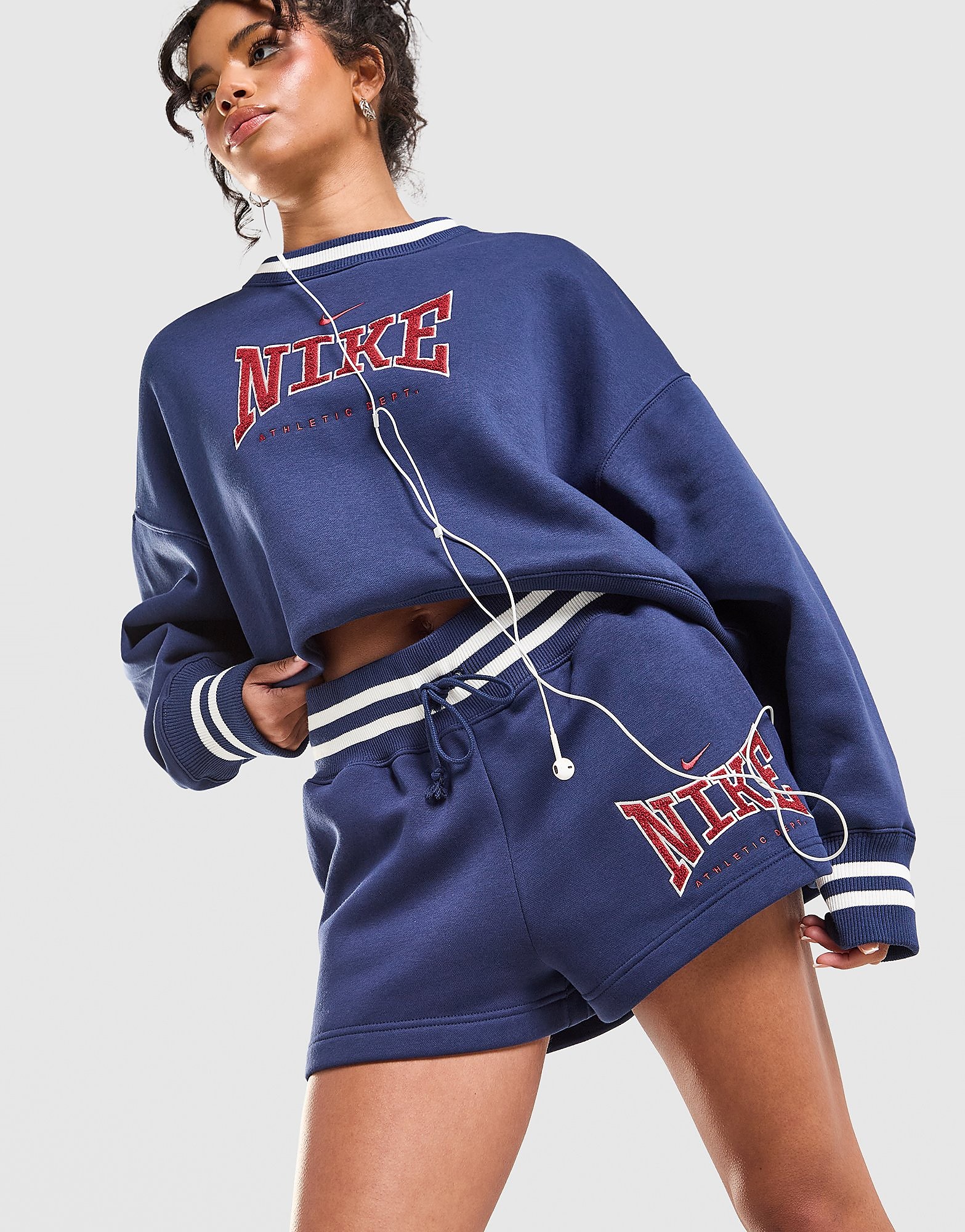 Nike Classics Graphic Phoenix Shorts