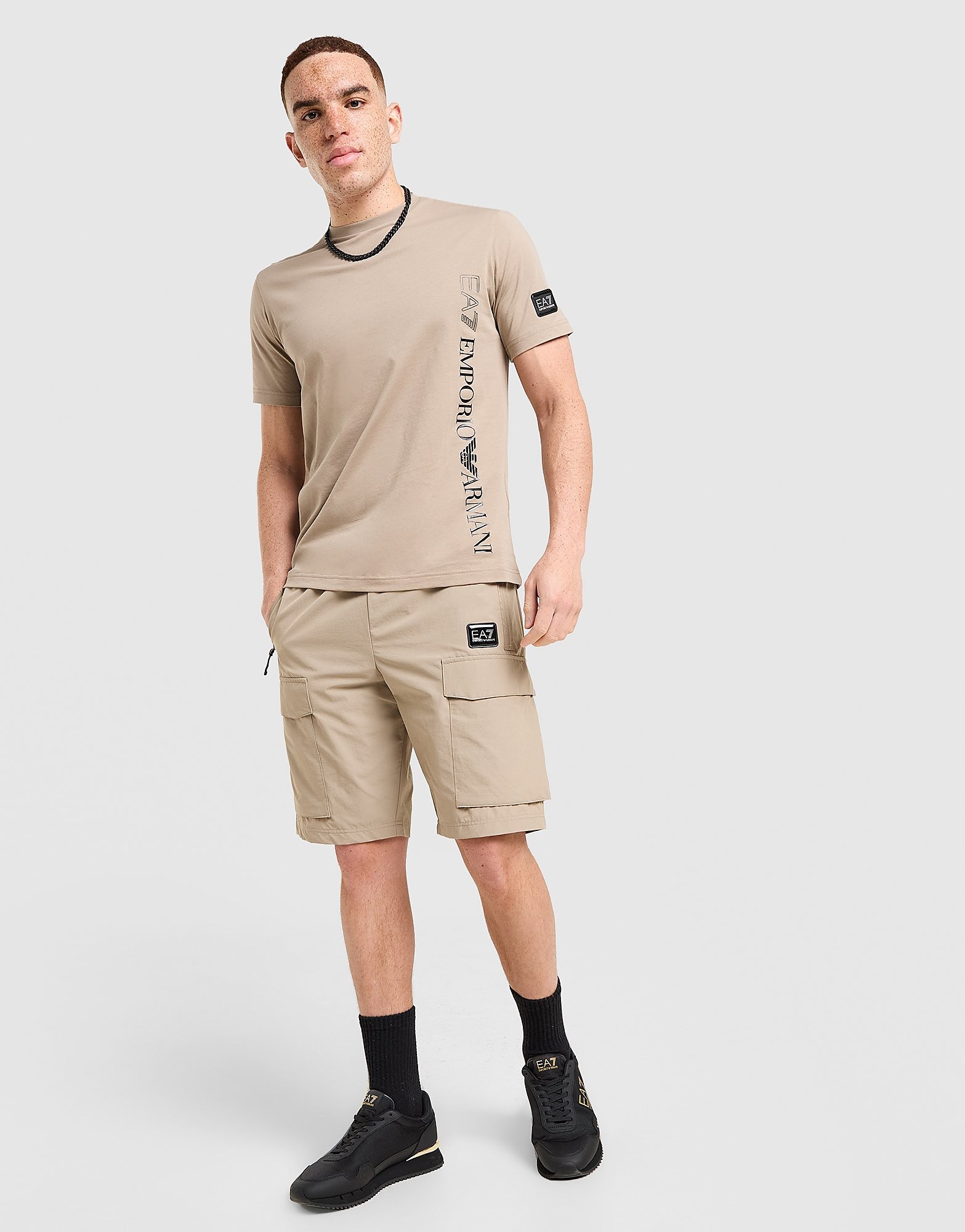 EA7 Emporio Armani Short Cargo Badge Woven