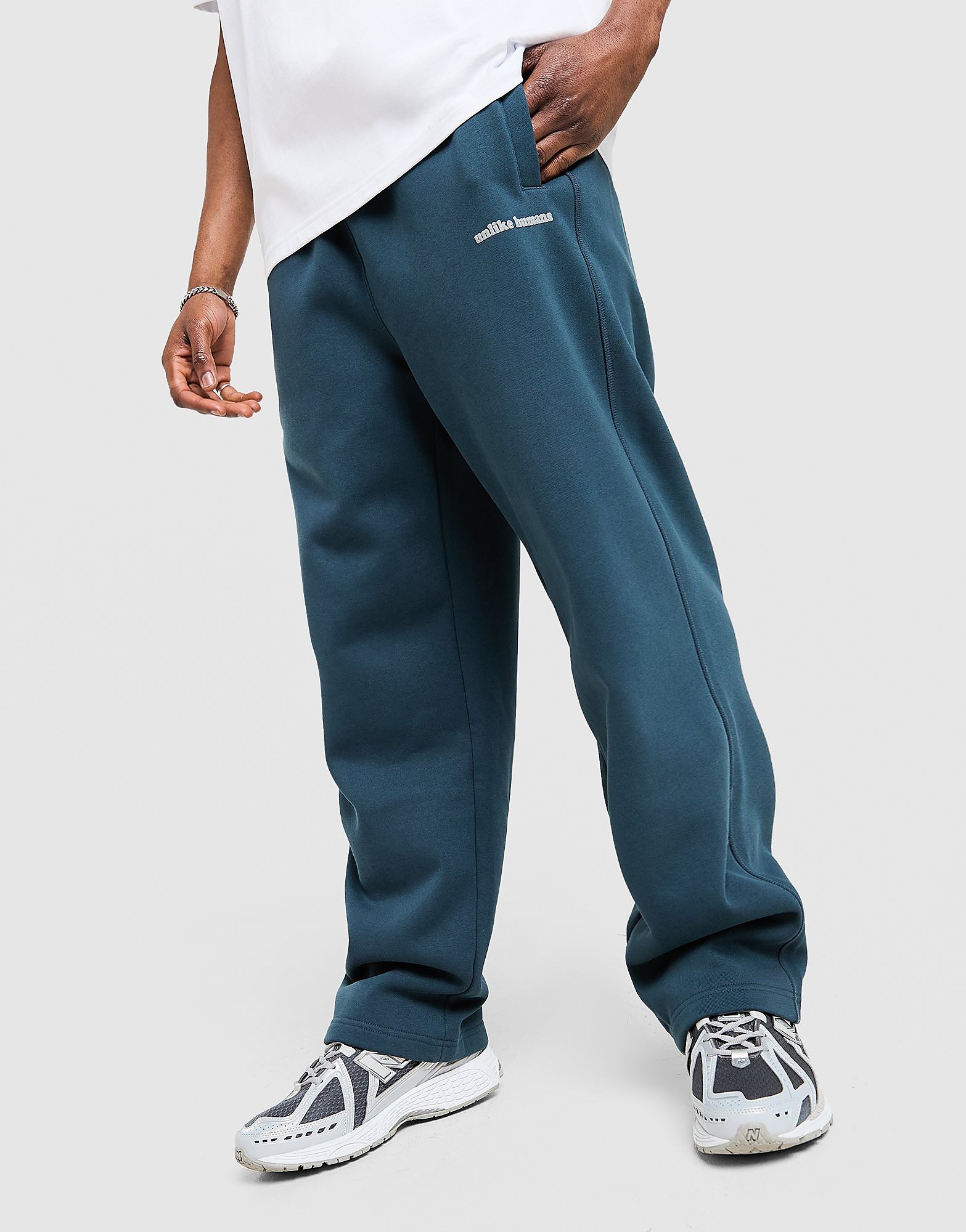 Unlike Humans Jogging Ridge