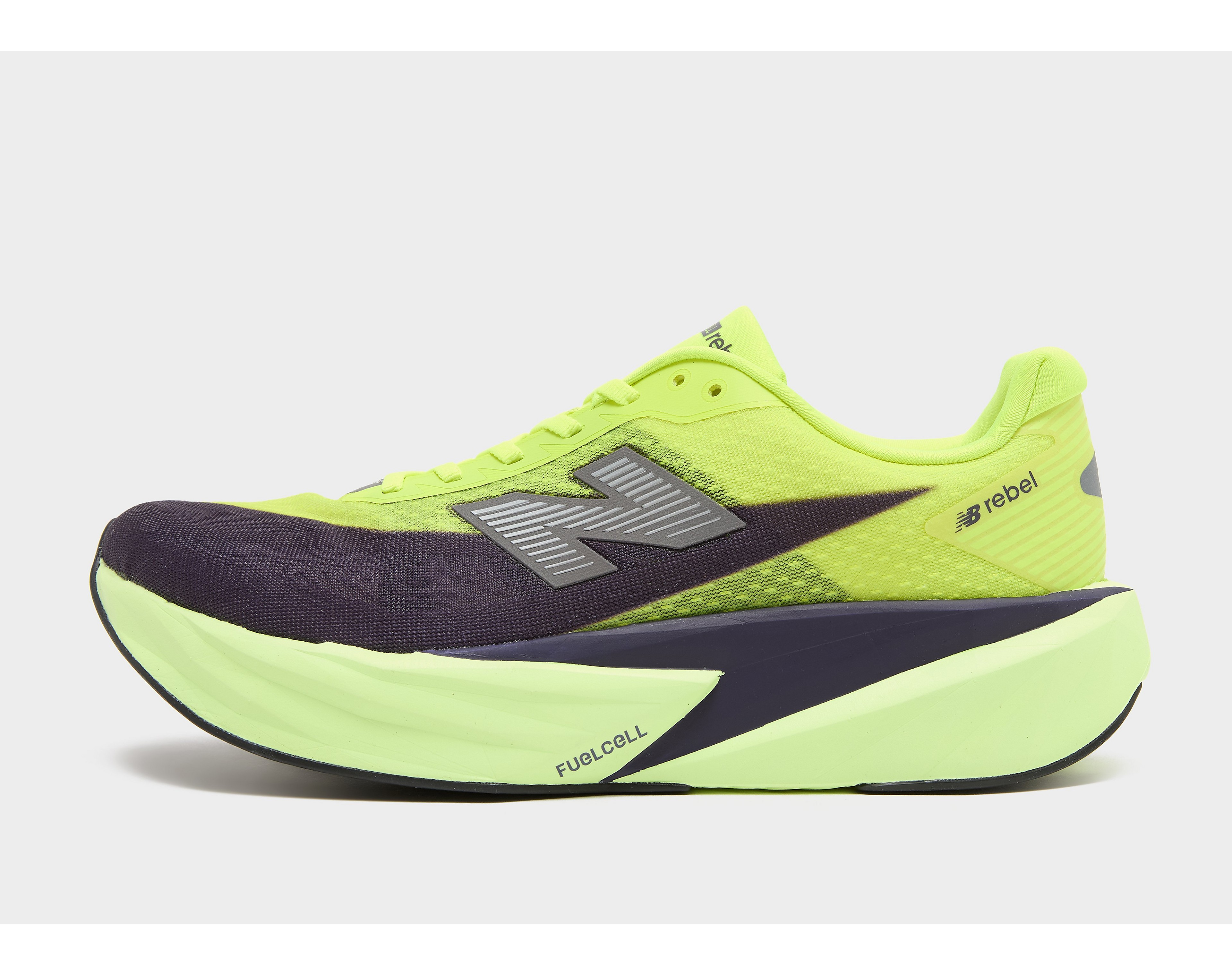 New Balance Men's FuelCell Rebel V5 låga sneakers – bild 3