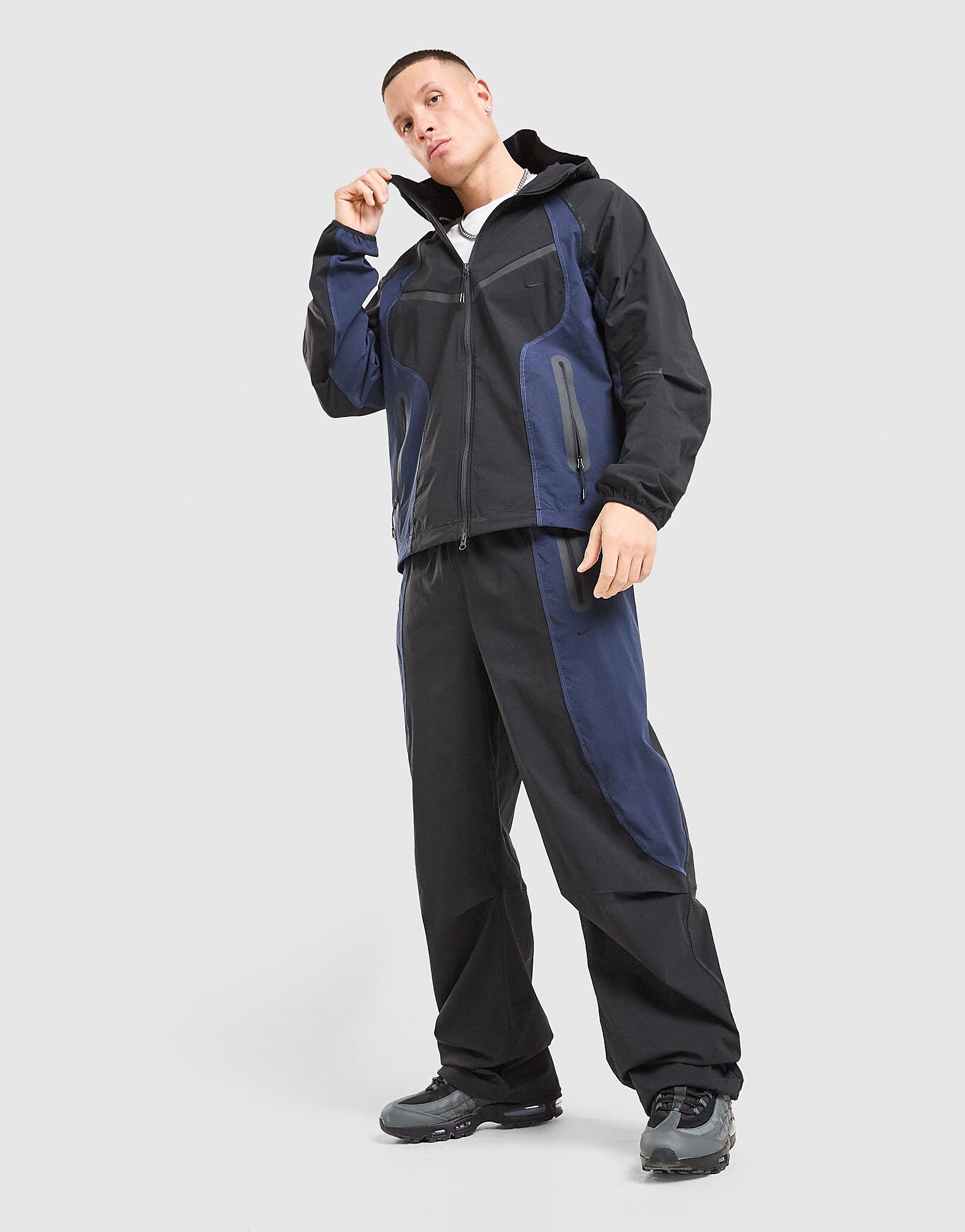 Nike Pantalon de survêtement tissé Tech Pro oversize - vue 1