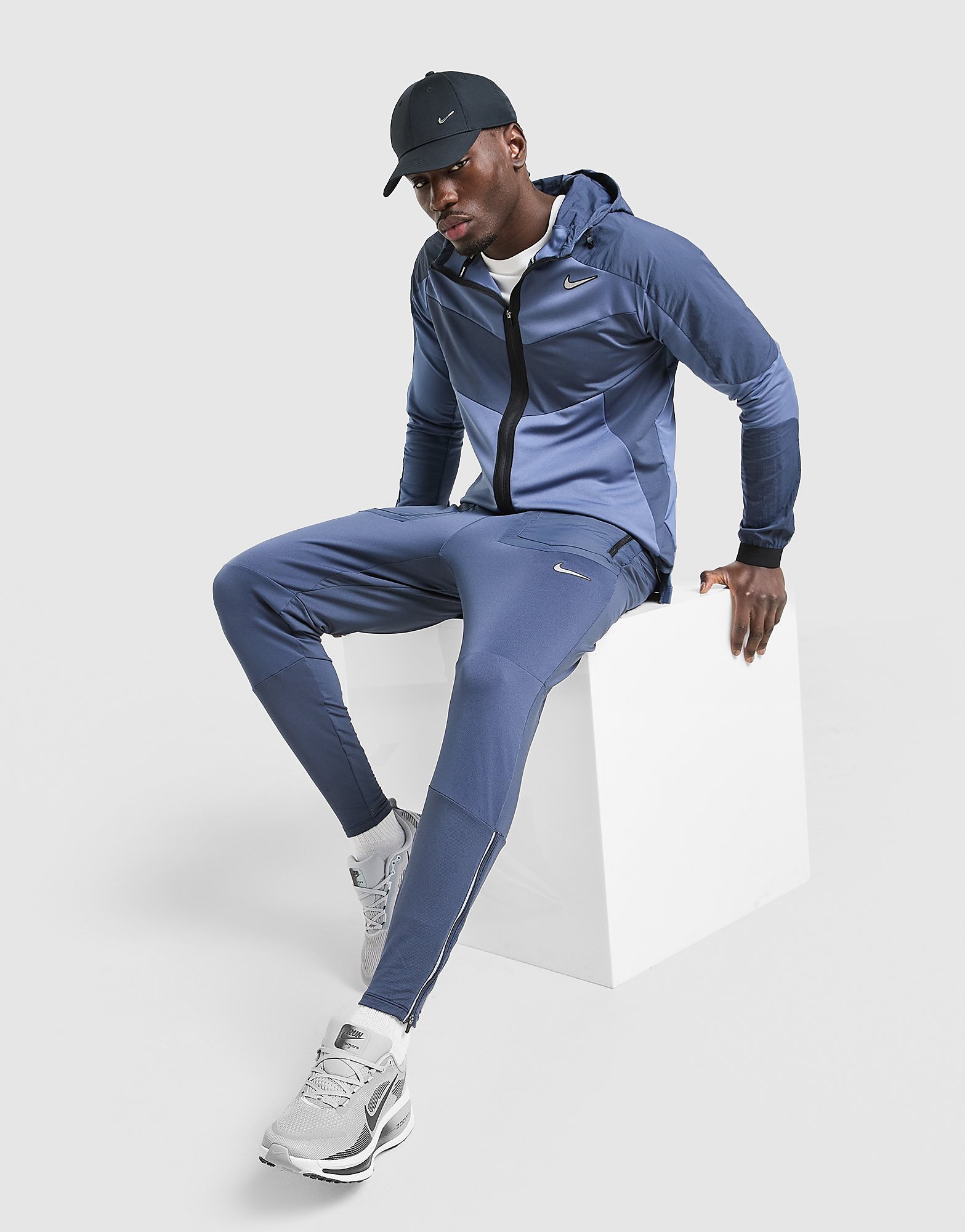 Nike Pantaloni Track Element, Blu